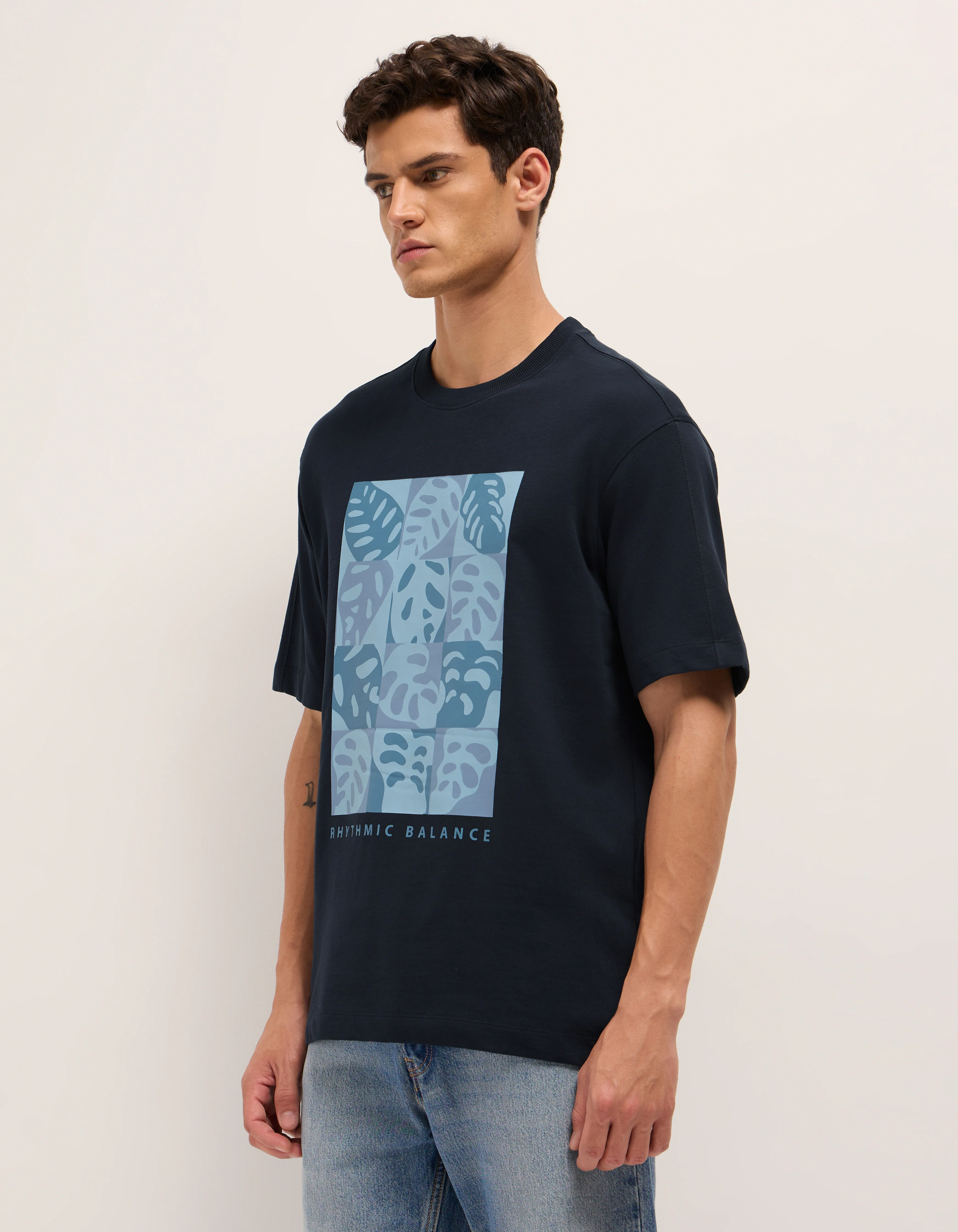 Men Cotton Graphic Printed Oversize Tshirt - Image 3