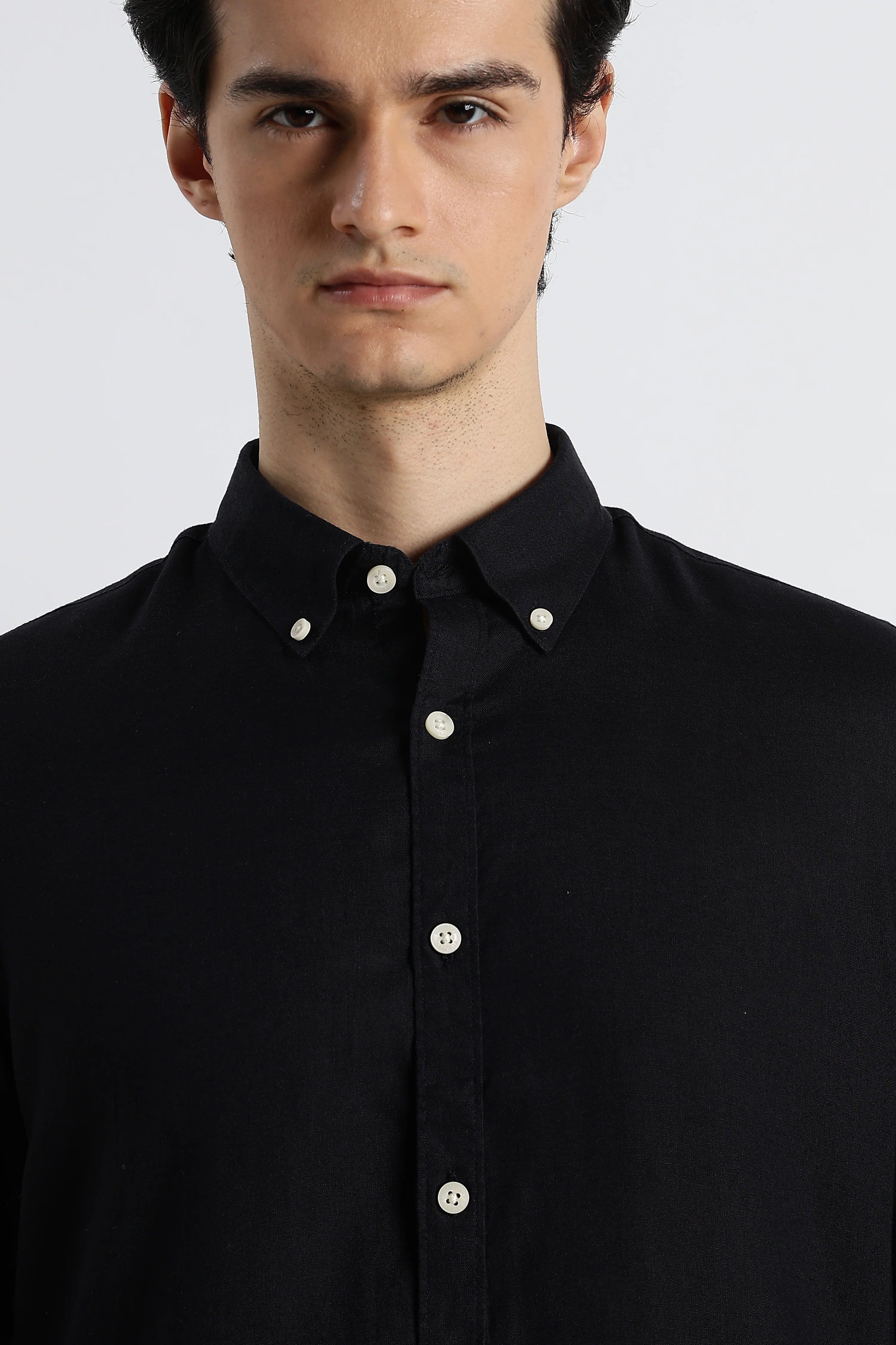 Men Cotton-Linen Shirt - Image 3