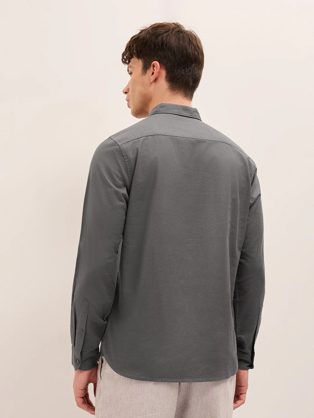 Men Cotton Solid Casual Shirt - Image 2
