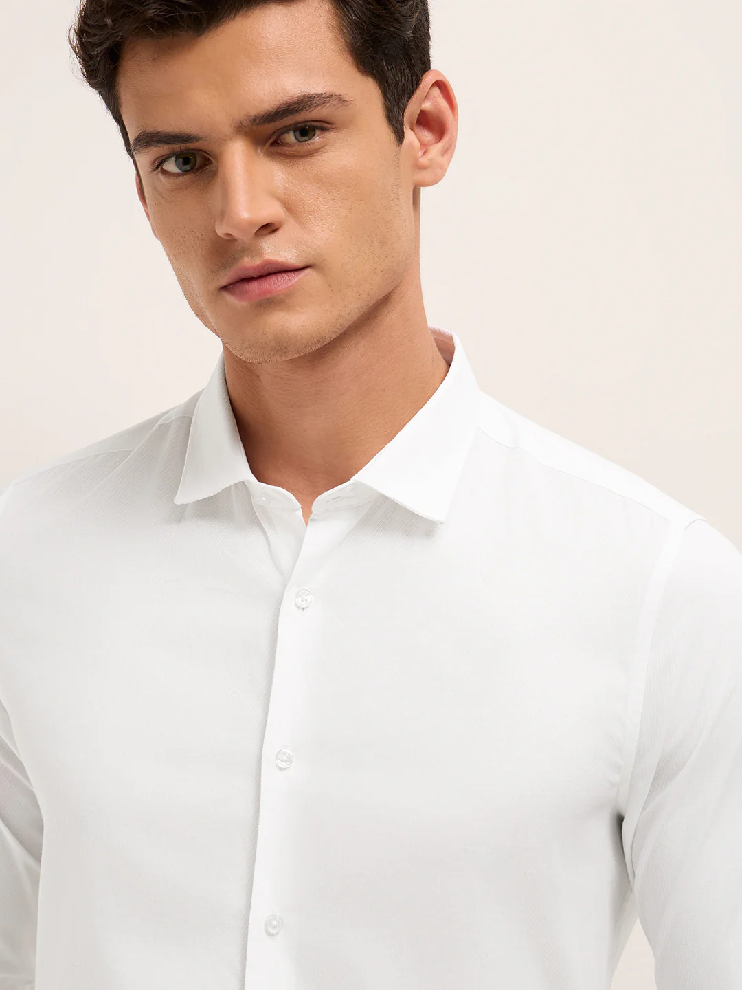 Men Cotton Textured Tailored Fit Formal Shirt - Image 5
