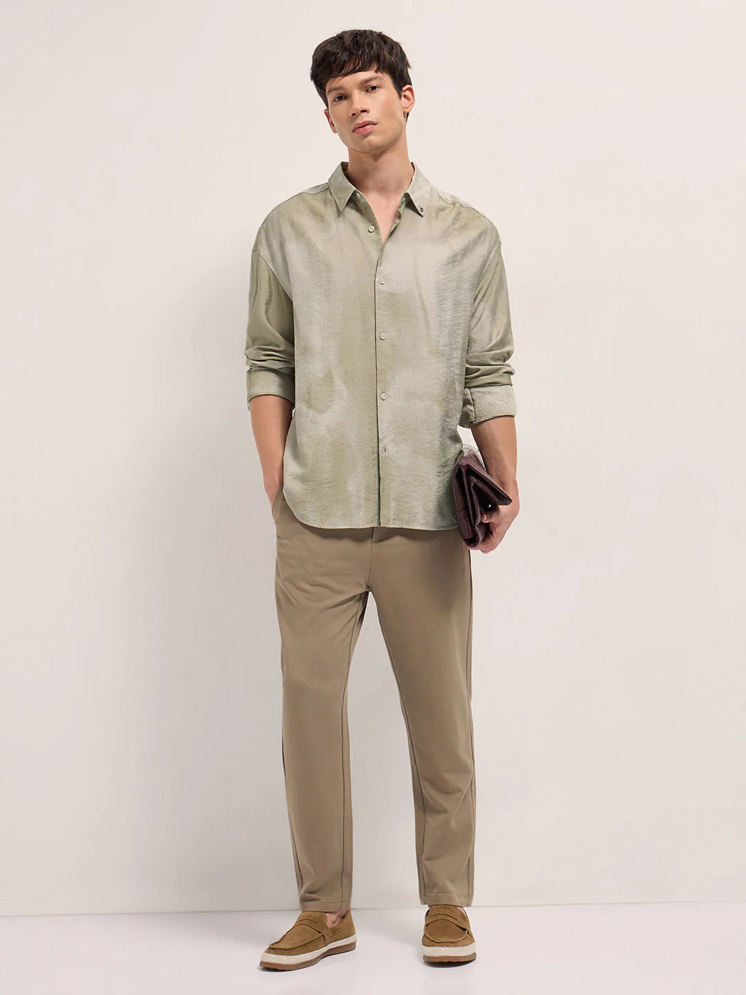 Men Cream Abstract Print Crinkled Textured Relaxed Fit Casual Shirt - Image 4