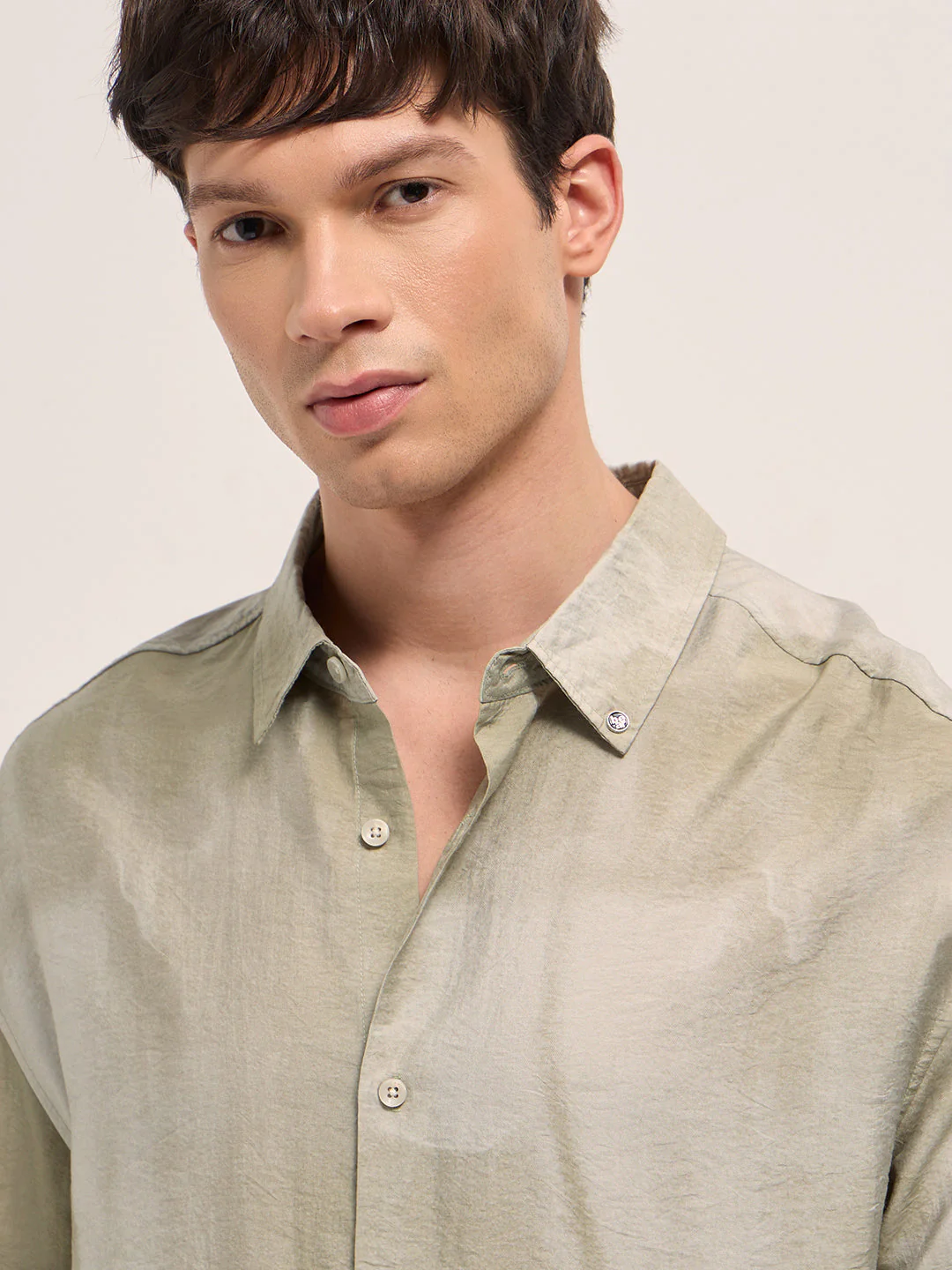 Men Cream Abstract Print Crinkled Textured Relaxed Fit Casual Shirt - Image 5