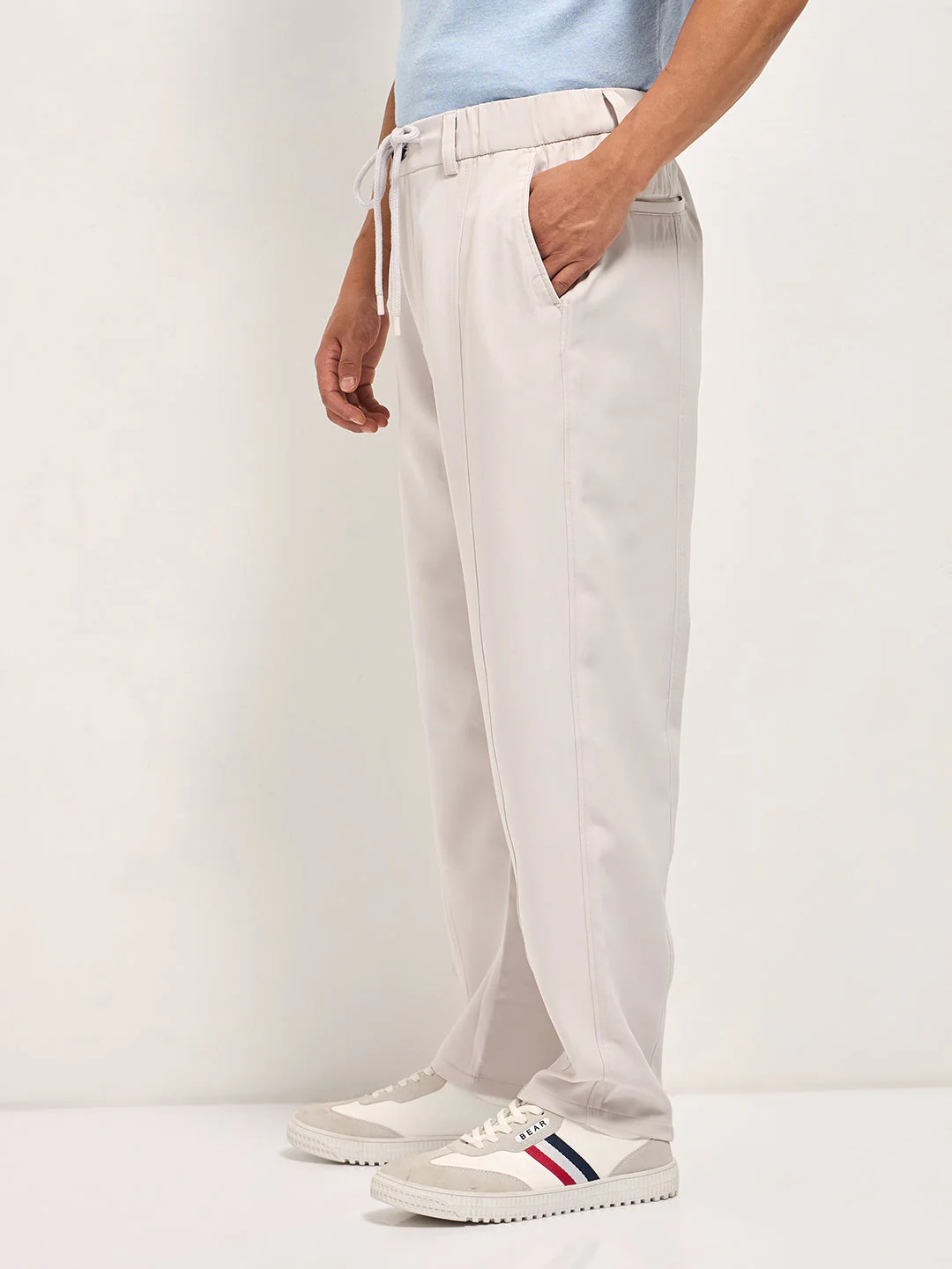 Men Cream Baggy Fit Polyester Blend Trousers - Image 3
