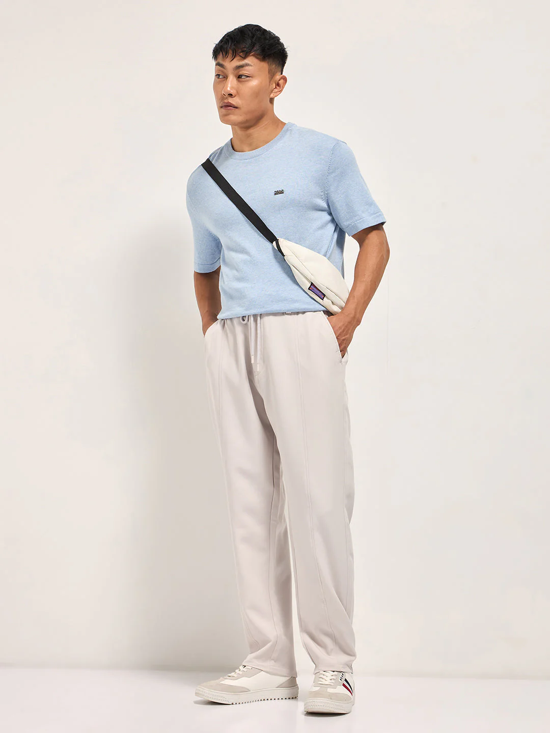 Men Cream Baggy Fit Polyester Blend Trousers - Image 4