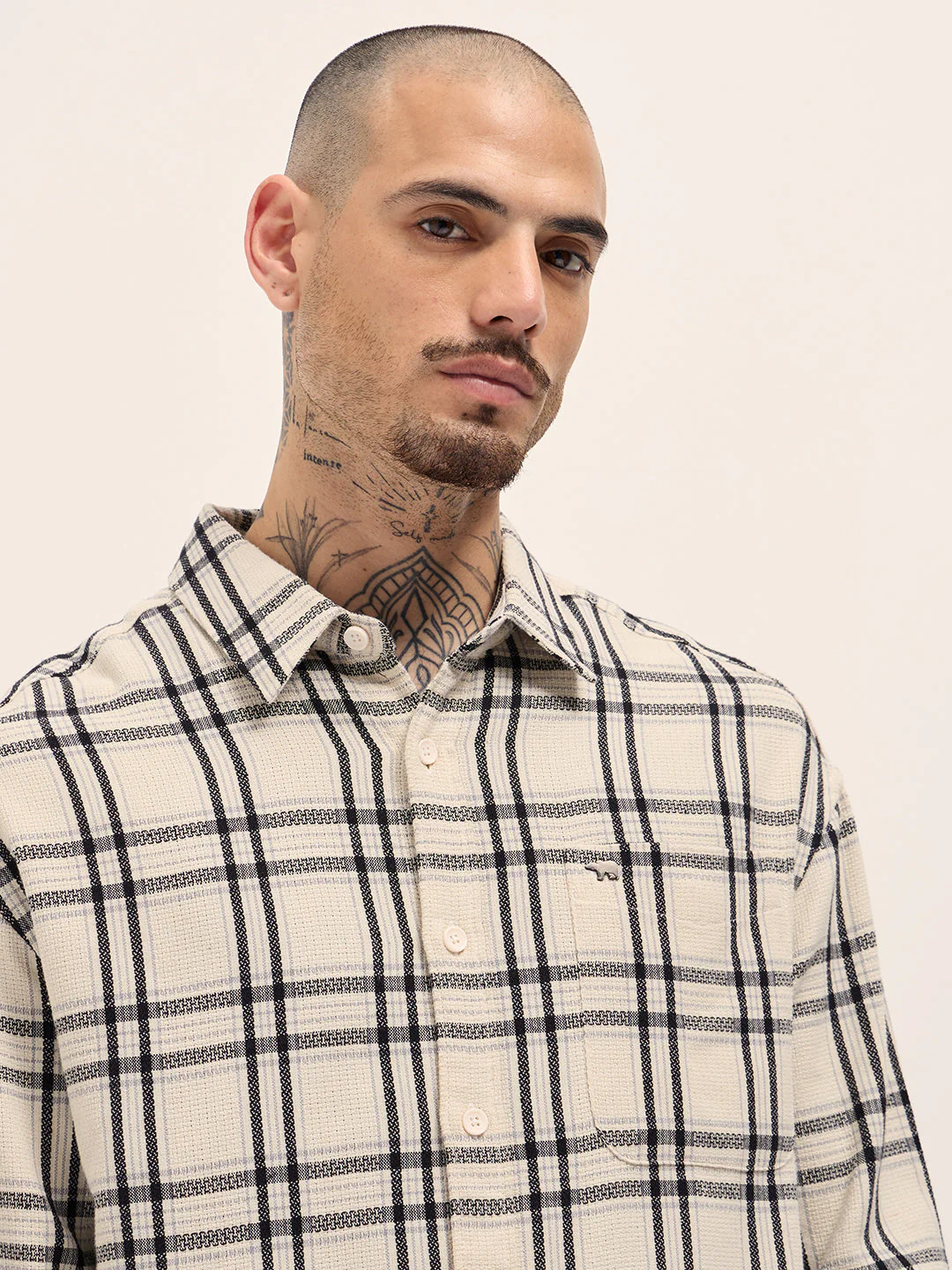 Men Cream Checked Relax Fit Casual Shirt - Image 5
