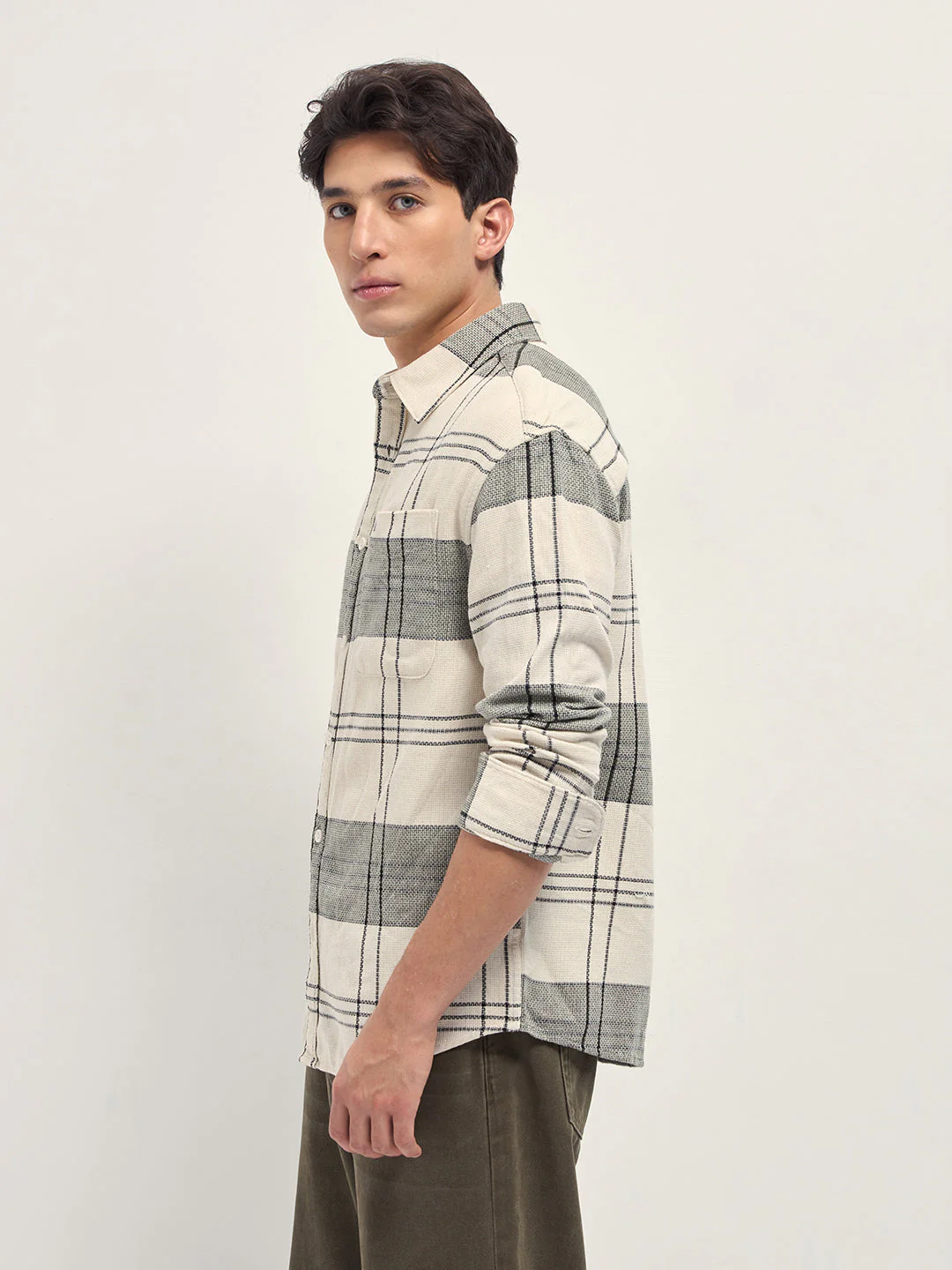 Men Cream Checked Woven Relaxed Fit Casual Shirt - Image 3