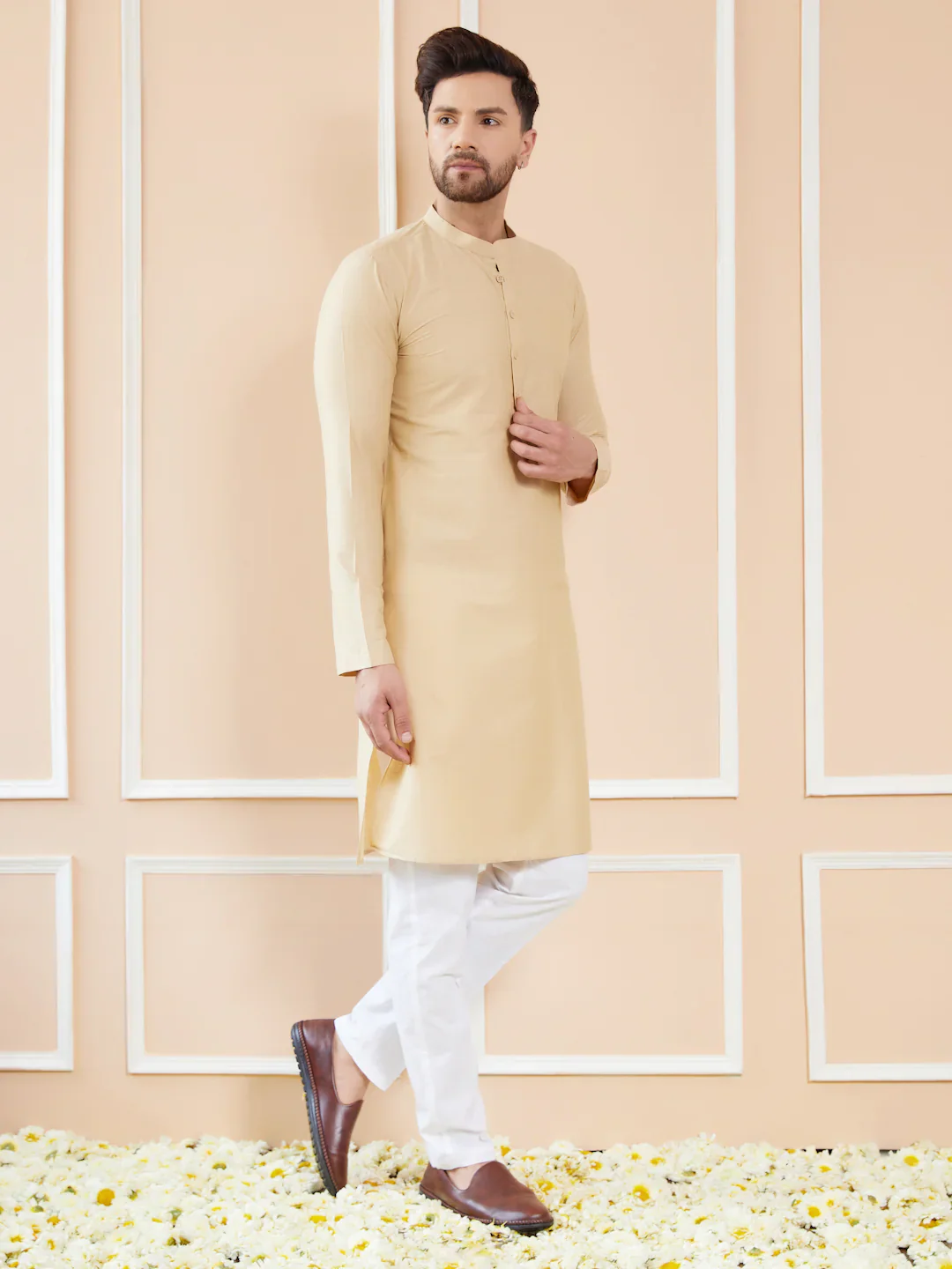 Men Cream Cotton Solid Straight Kurta - Image 2