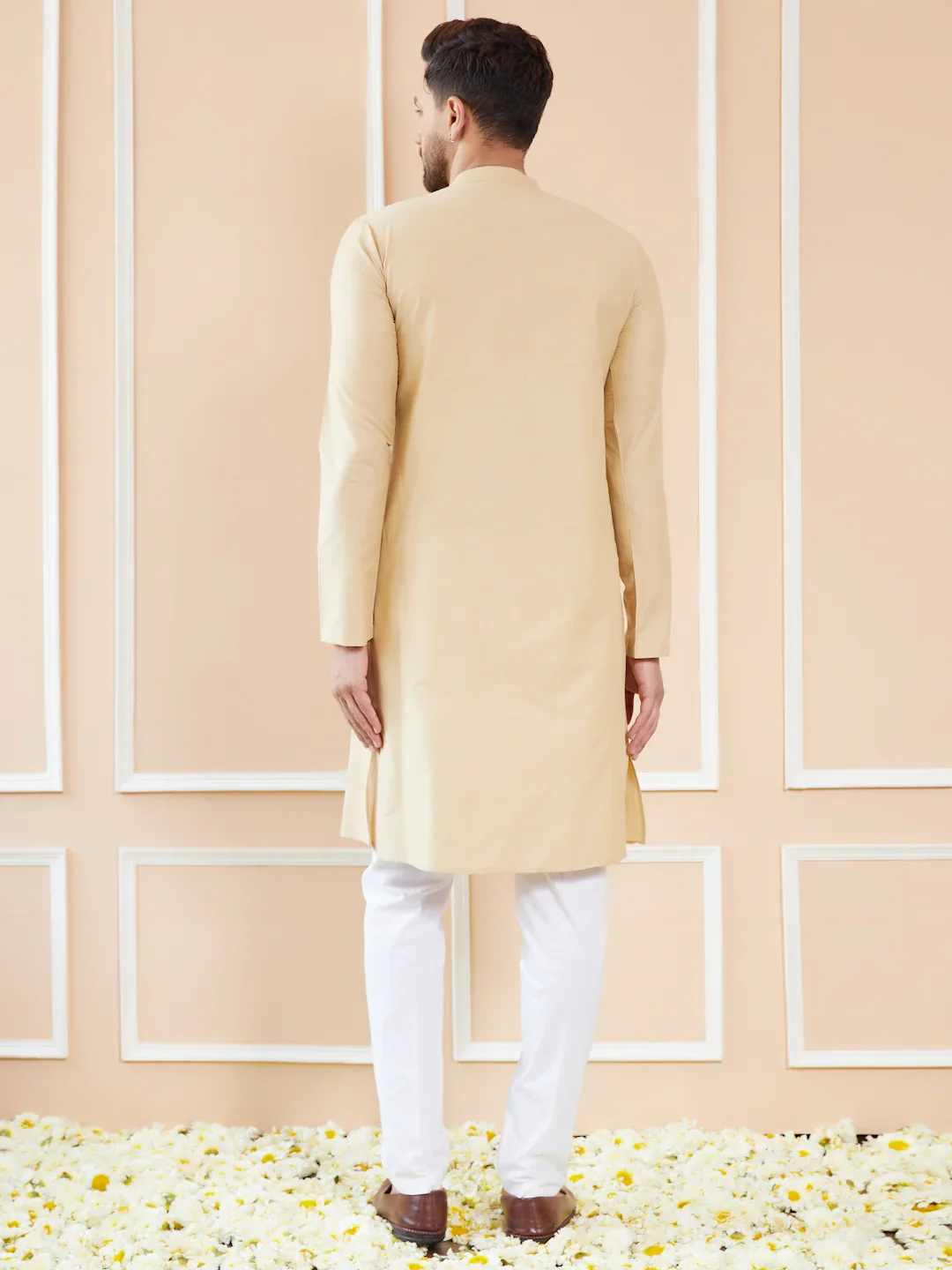 Men Cream Cotton Solid Straight Kurta - Image 3