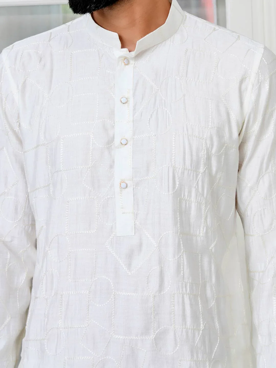 Men Cream Geometric Embroidered Thread Work Mandarin Collar Straight Kurta - Image 6