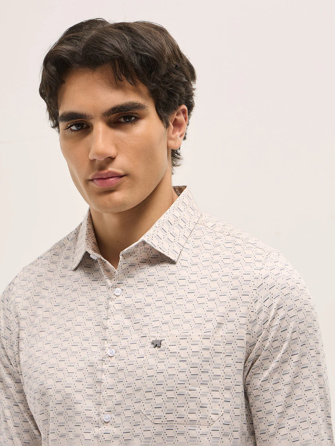 Men Cream Geometric Printed Tailored Fit Formal Shirt - Image 5
