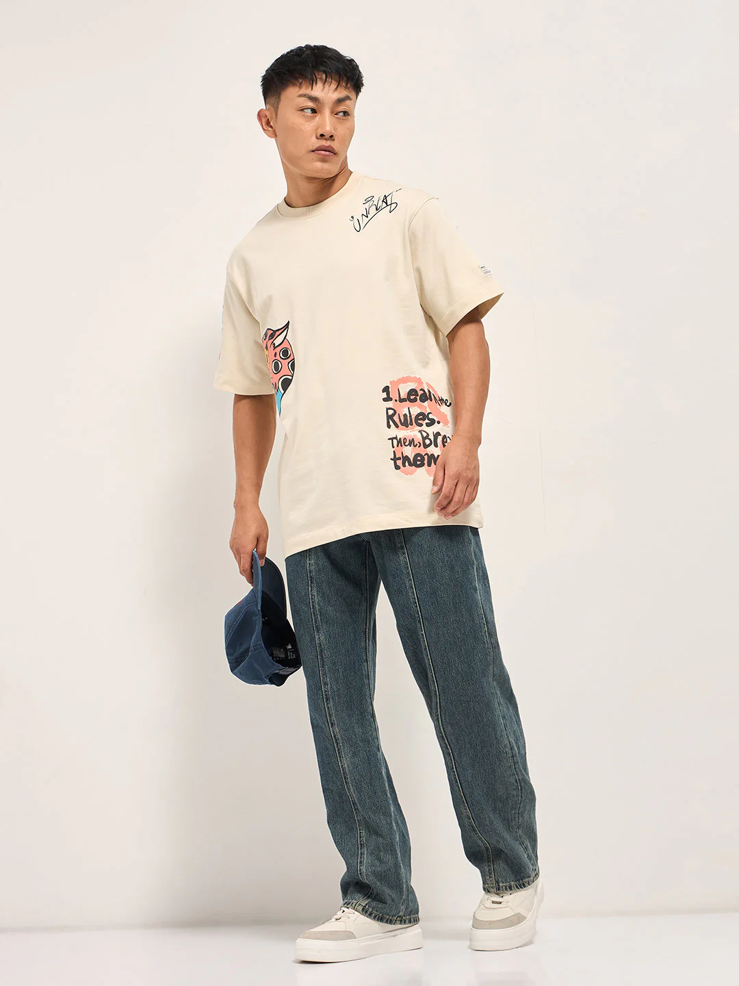 Men Cream Graphic Print Oversized Crew Neck T-shirt - Image 4