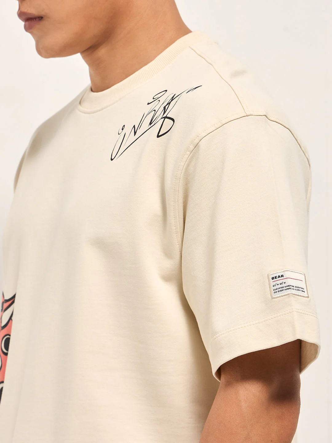 Men Cream Graphic Print Oversized Crew Neck T-shirt - Image 6