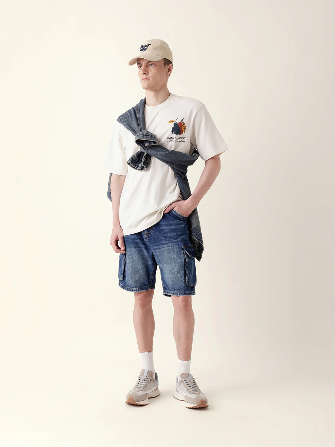 Men Cream Half Sleeve Oversize T-Shirt - Image 2