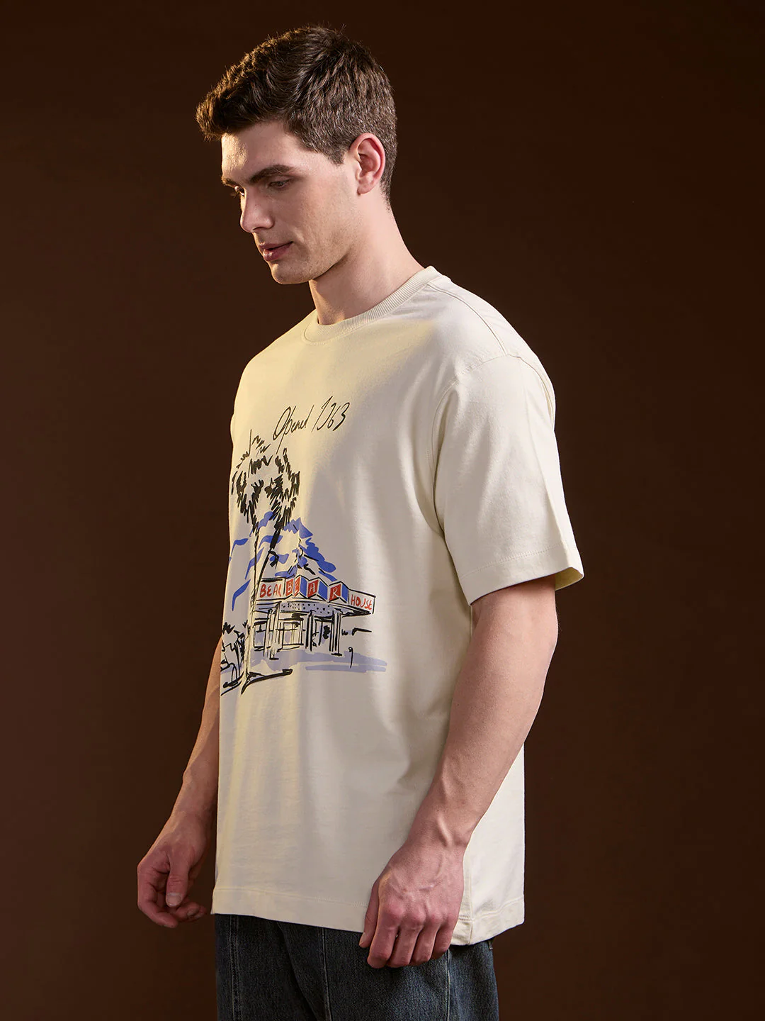 Men Cream Oversized Graphic Print Crew Neck T-shirt - Image 3
