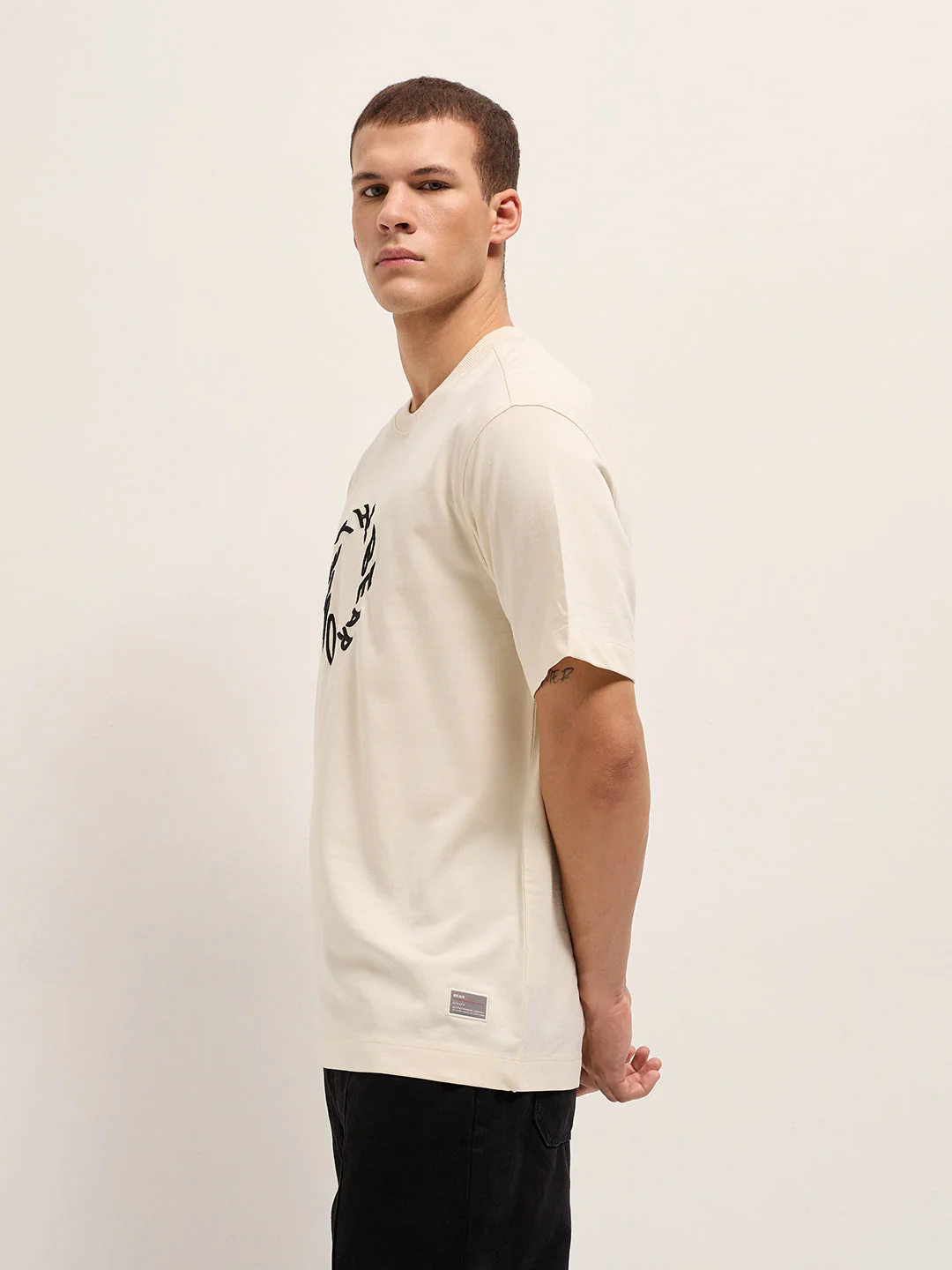 Men Cream Oversized T-Shirt - Image 3