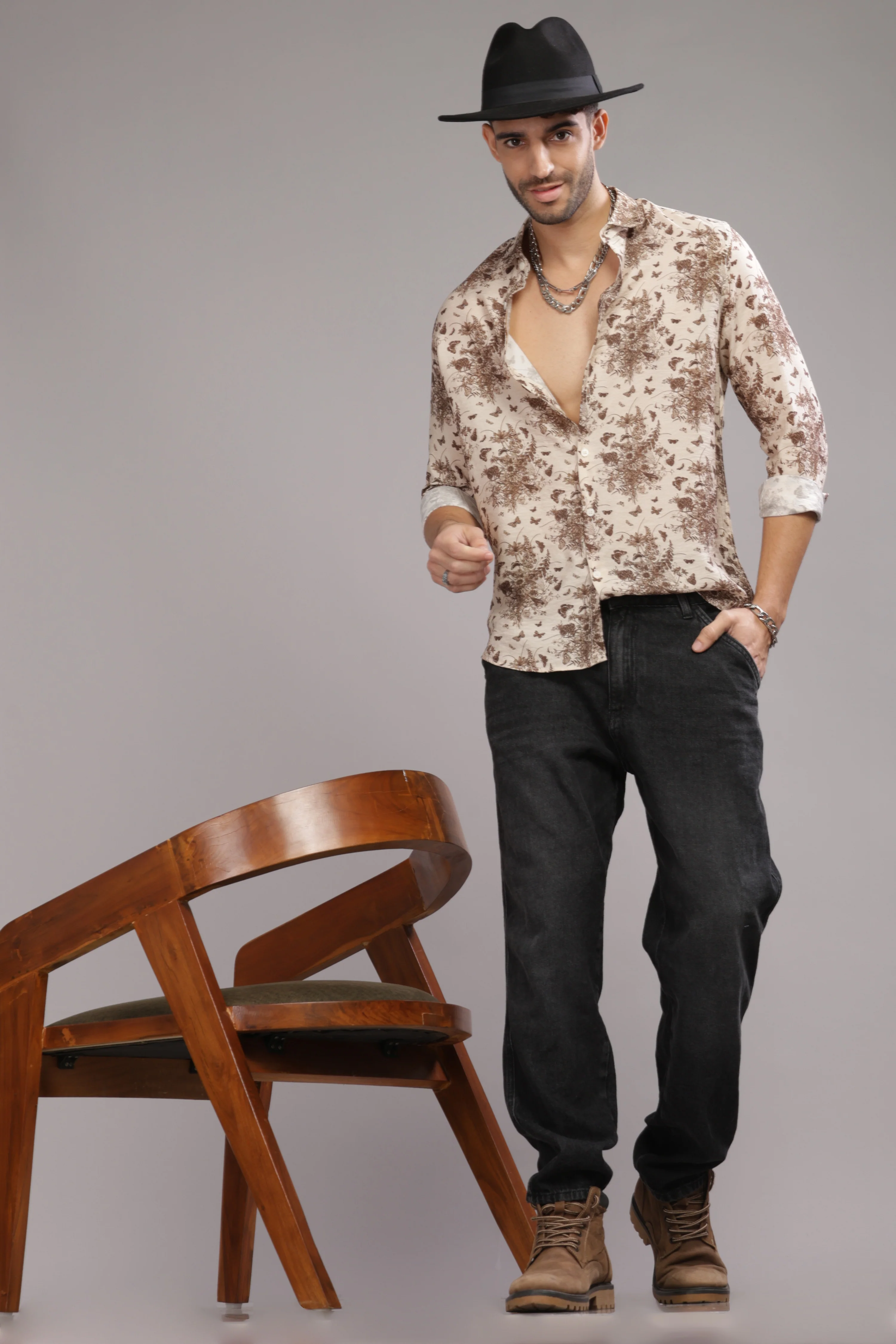 Men Cream Slim Fit Shirt - Image 4