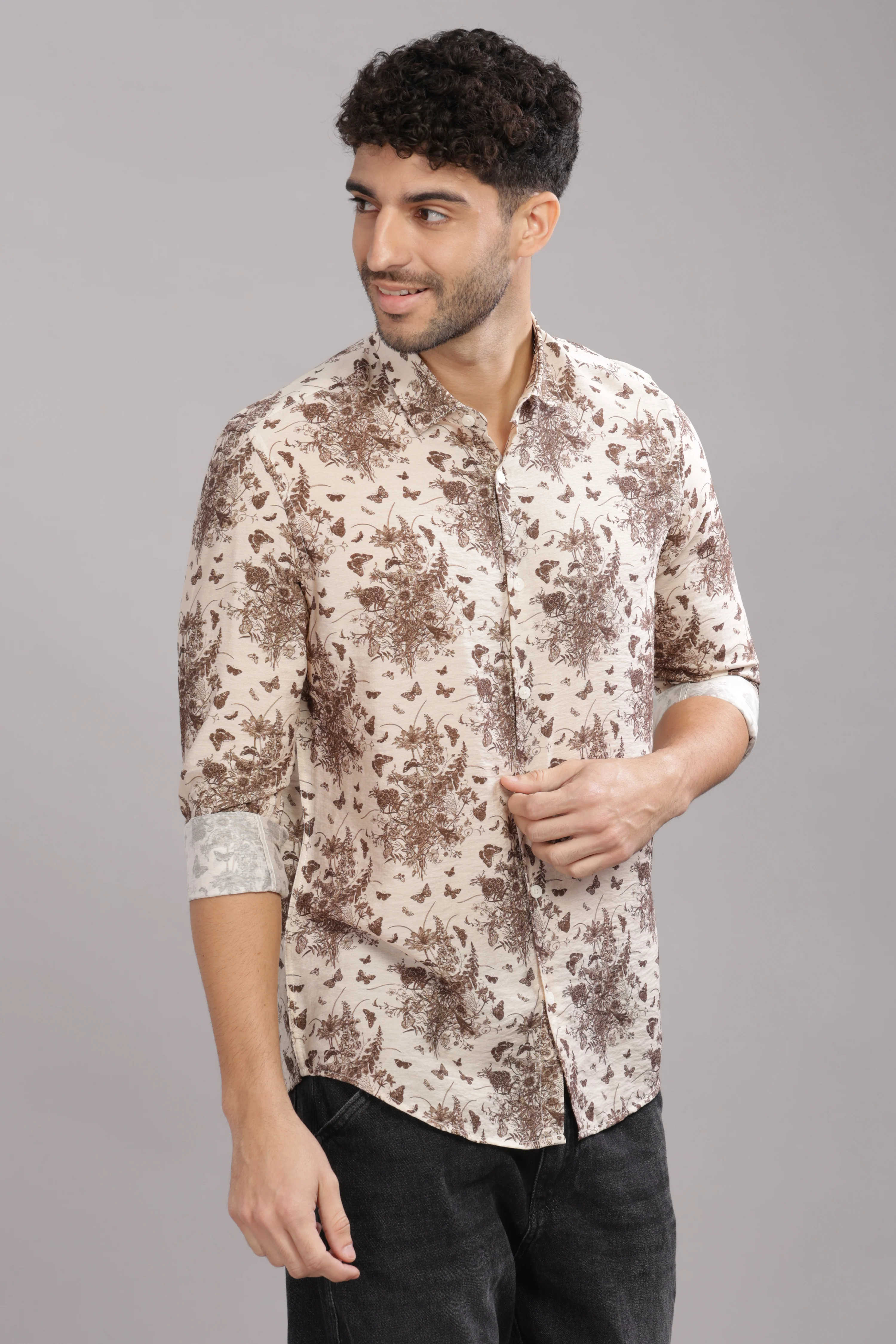 Men Cream Slim Fit Shirt - Image 5