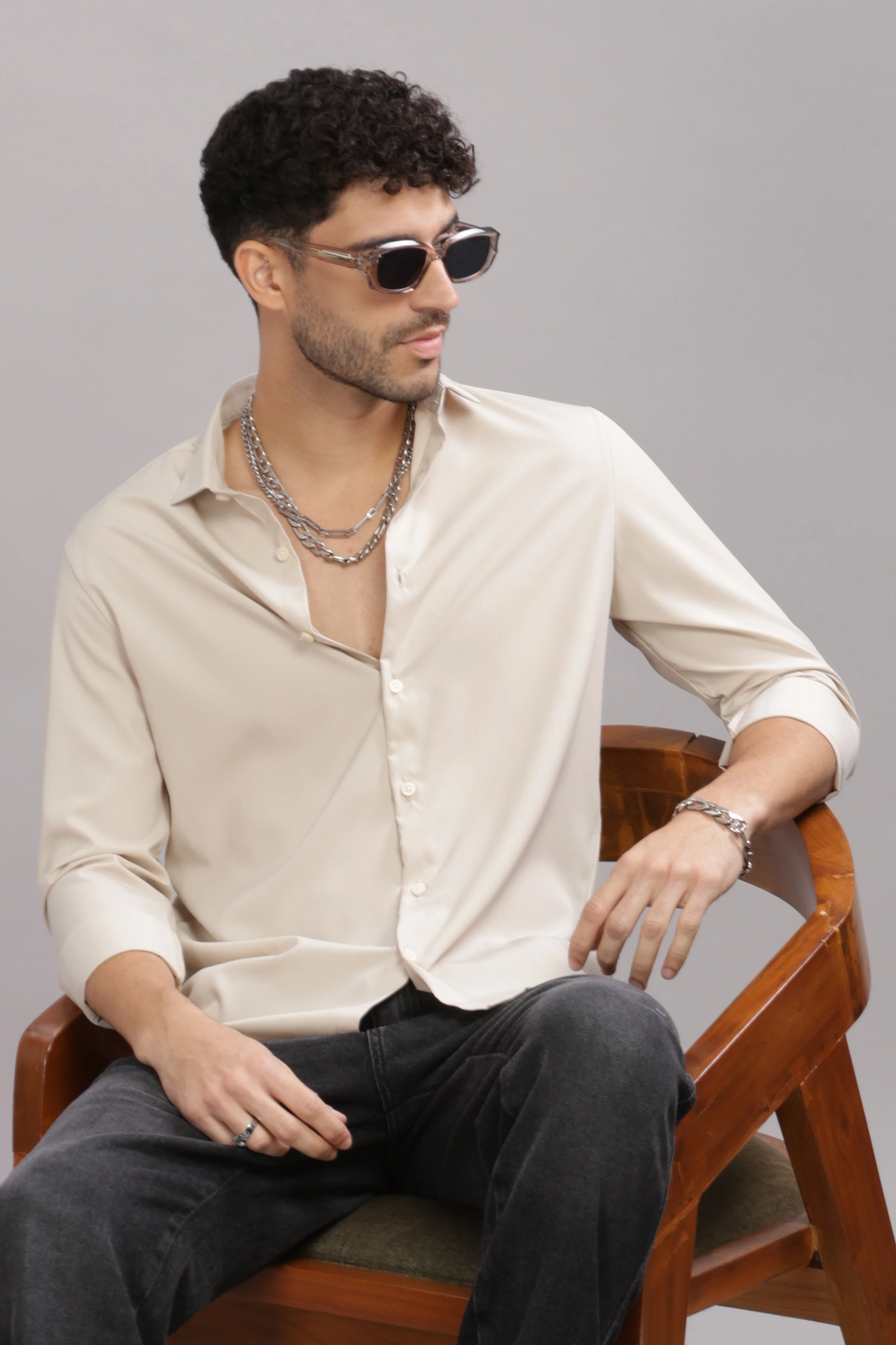 Men Cream Slim Fit Shirt - Image 2