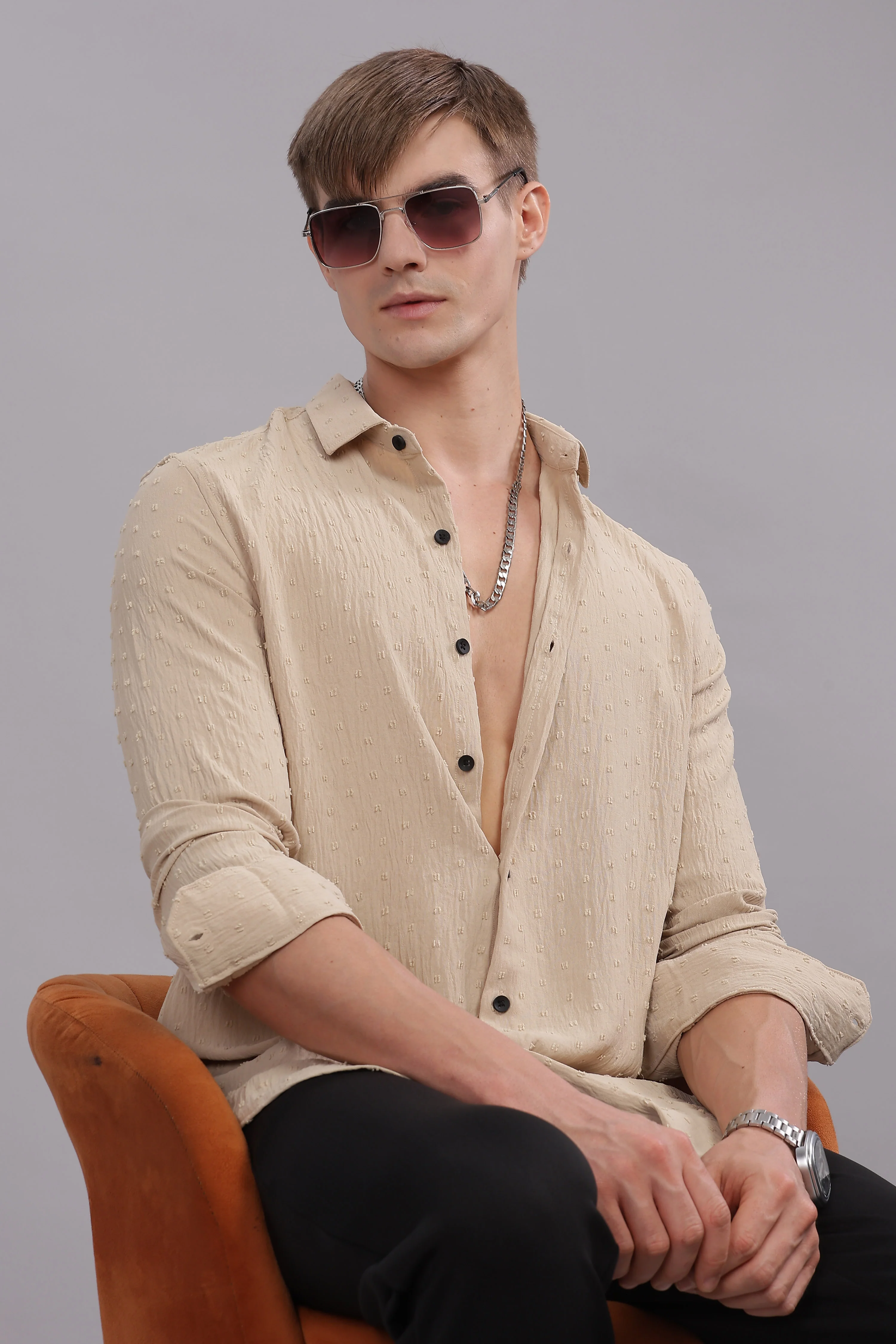 Men Cream Slim Fit Shirt - Image 2