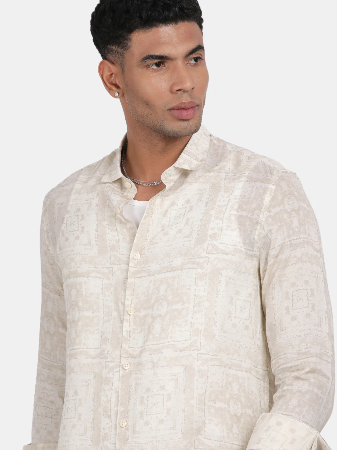 Men Cream Slim Fit Spread Collar Full Sleeve Casual Shirt - Image 4