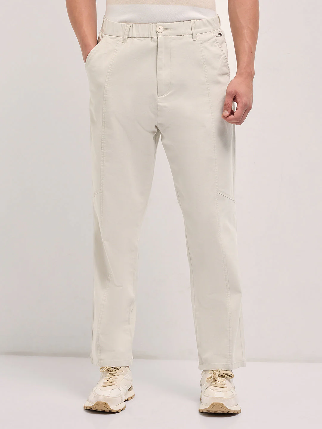 Men Cream Solid Baggy Fit Casual Trouser - Image 7