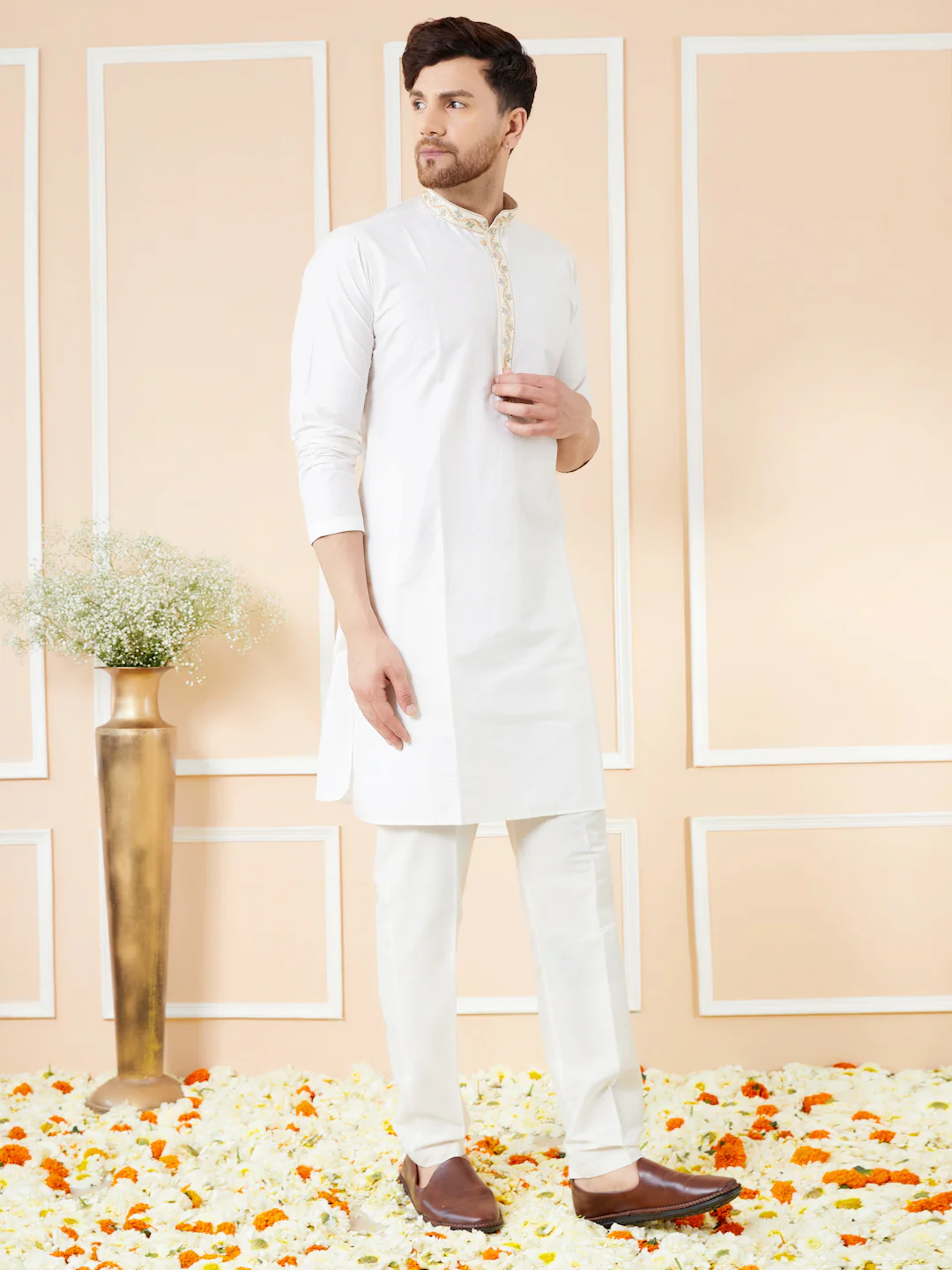 Men Cream Solid Cotton Straight Kurta With Emboridered Neckline - Image 3