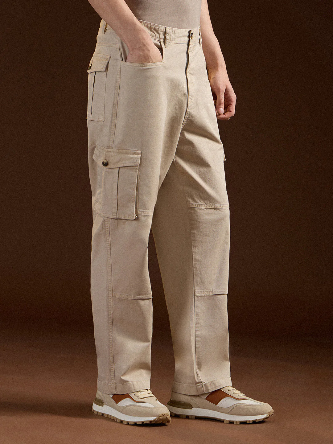 Men Cream Solid Straight Fit Functional & Stylish Cargo Pant - Image 4
