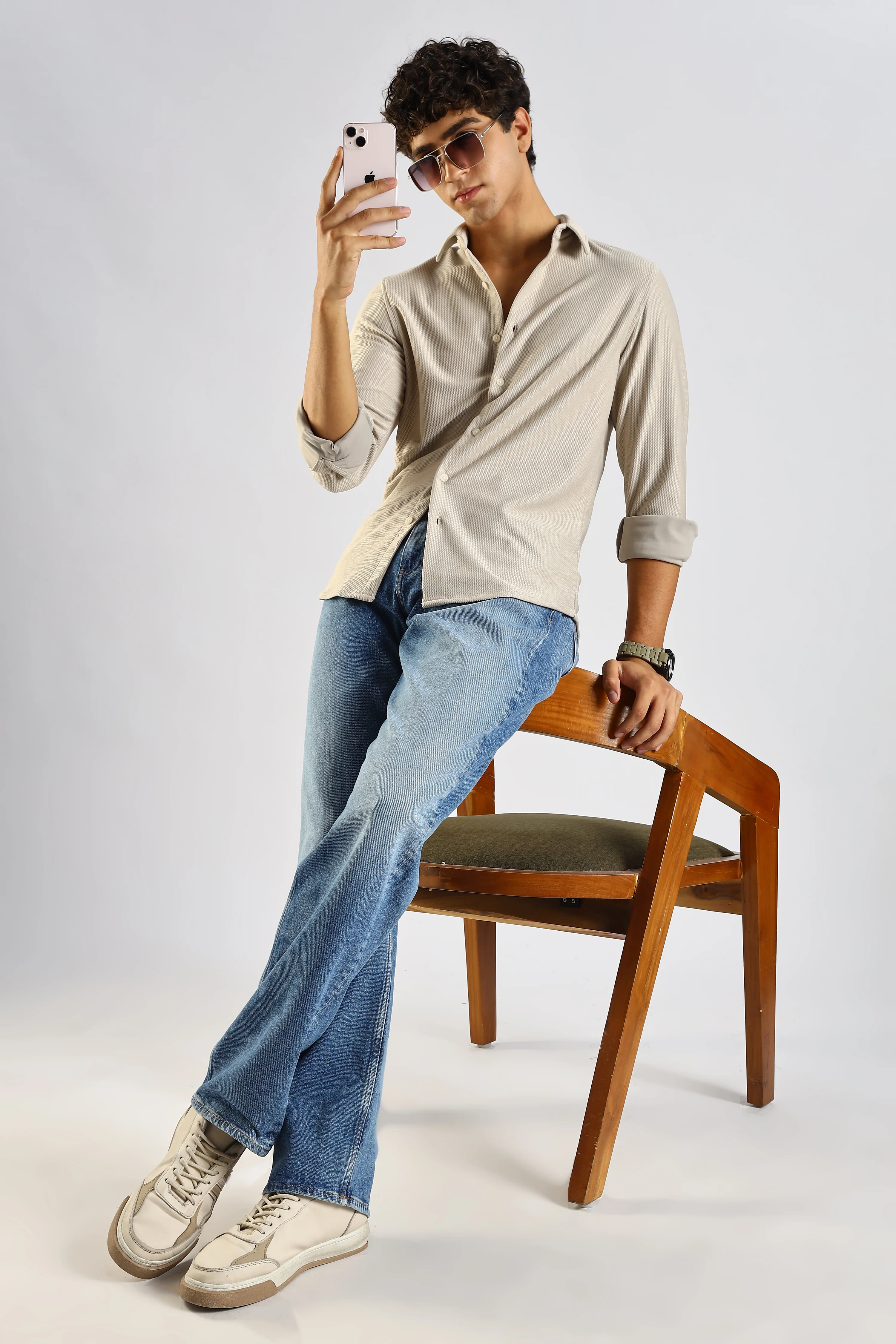 Men Cream Textured Spread Collar Shirt - Image 11