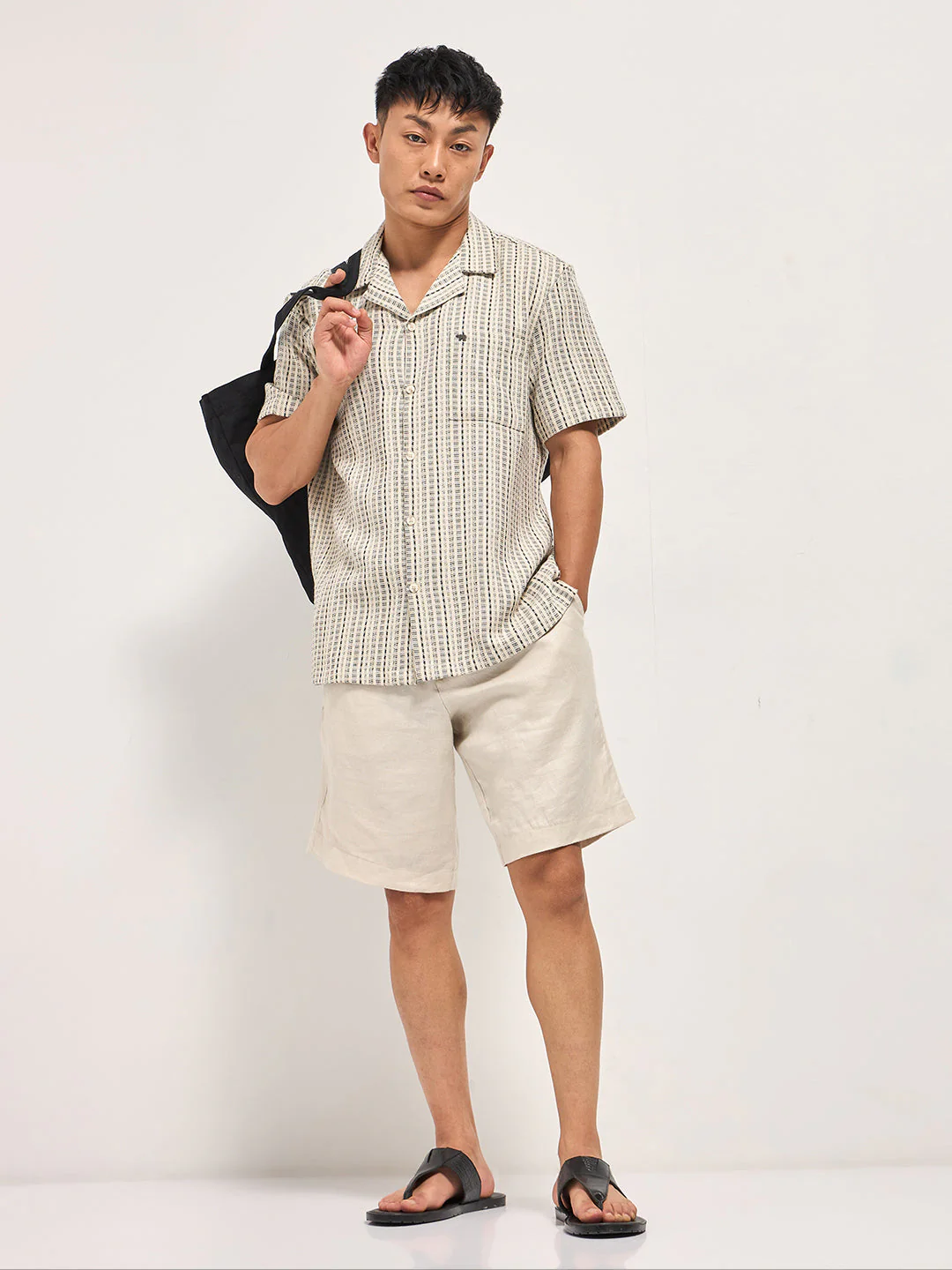 Men Cream Textured Striped Regular Fit Casual Shirt - Image 4