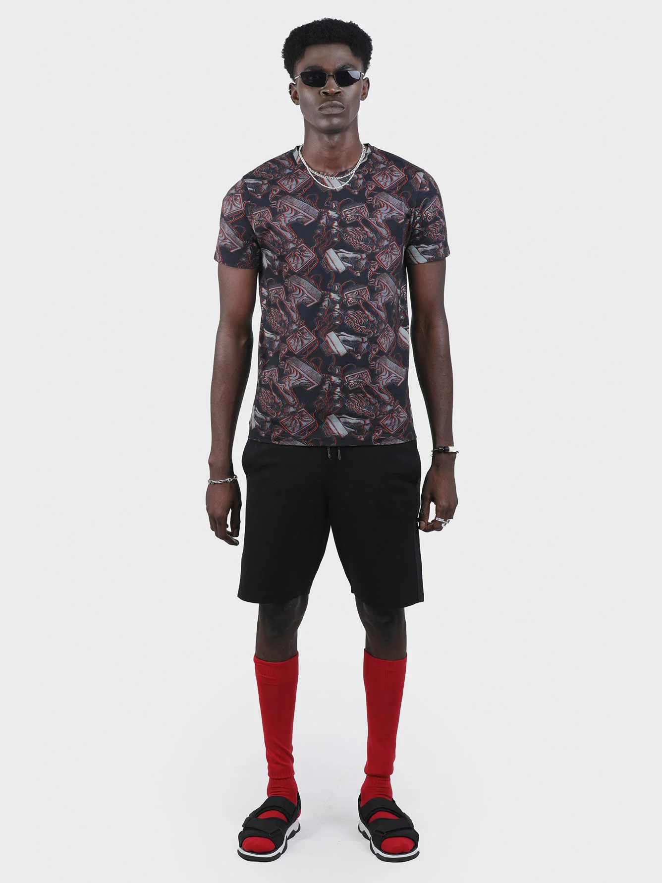 Men Embroidered Printed Tee - Image 2