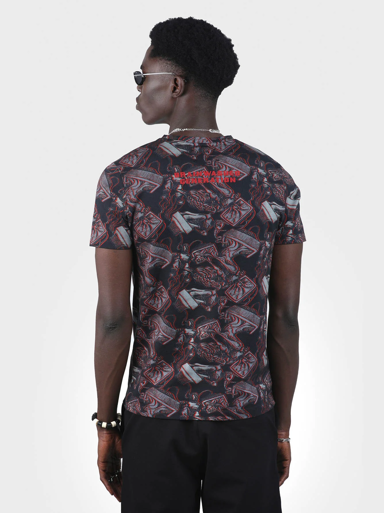 Men Embroidered Printed Tee - Image 5