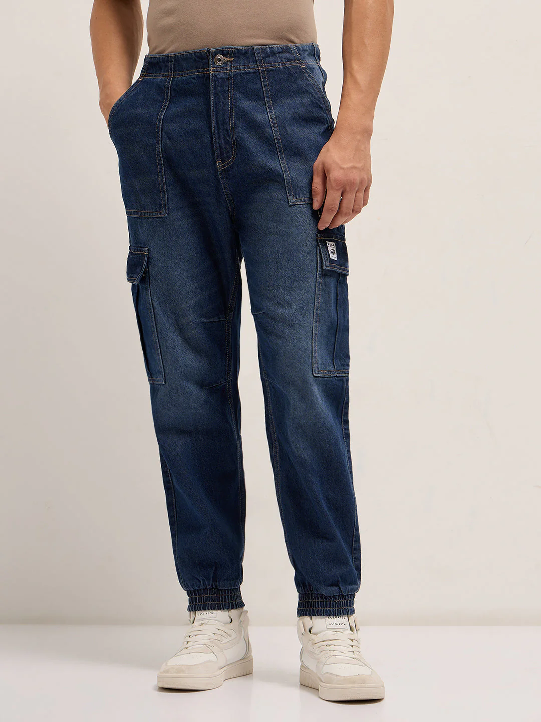 Men Dark Blue Baggy Fit Jogger-Style jean - Image 6