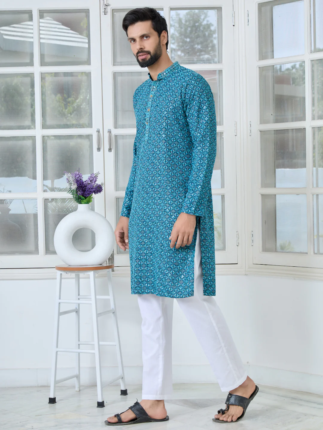 Men Blue Embroidered Mandarin Collar Straight Kurta - Image 4