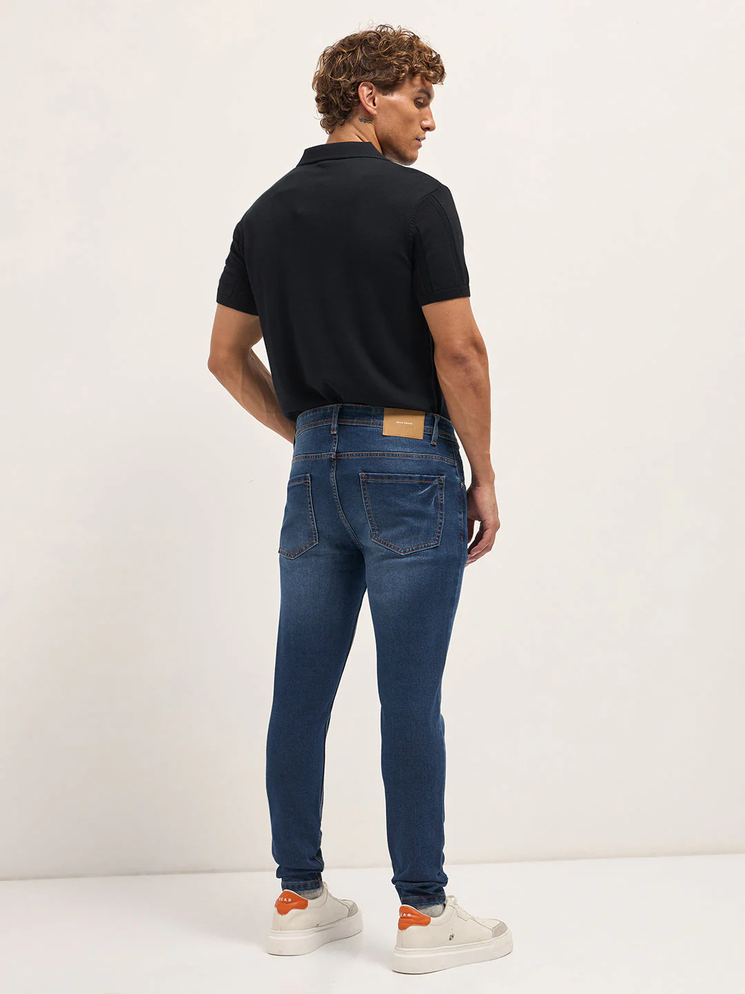 Men Dark Blue Mid-Rise Skinny Fit Jeans - Image 2
