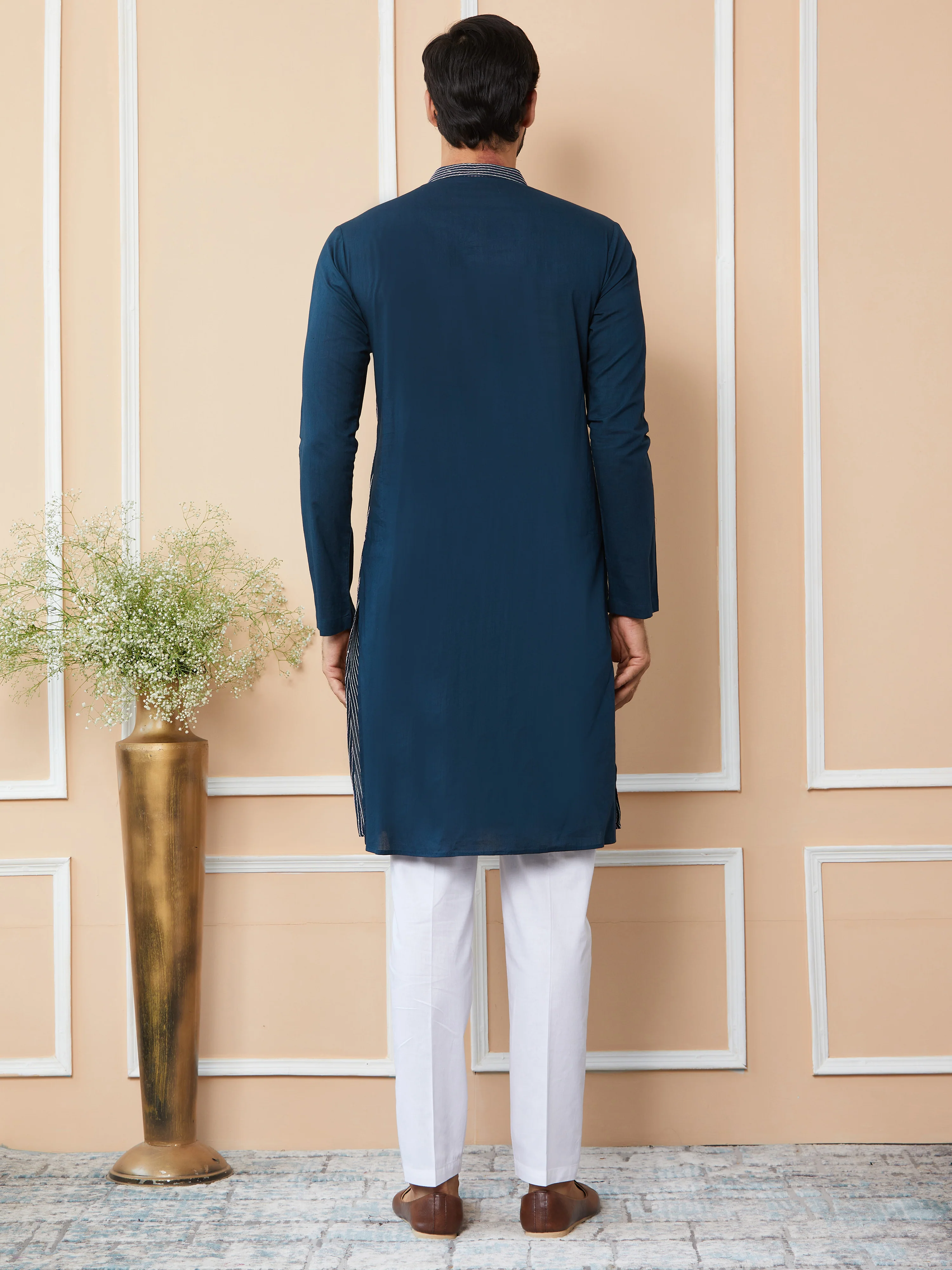 Men Dark Blue Thread & Sequin Worked Pure Cotton Straight Kurta - Image 3