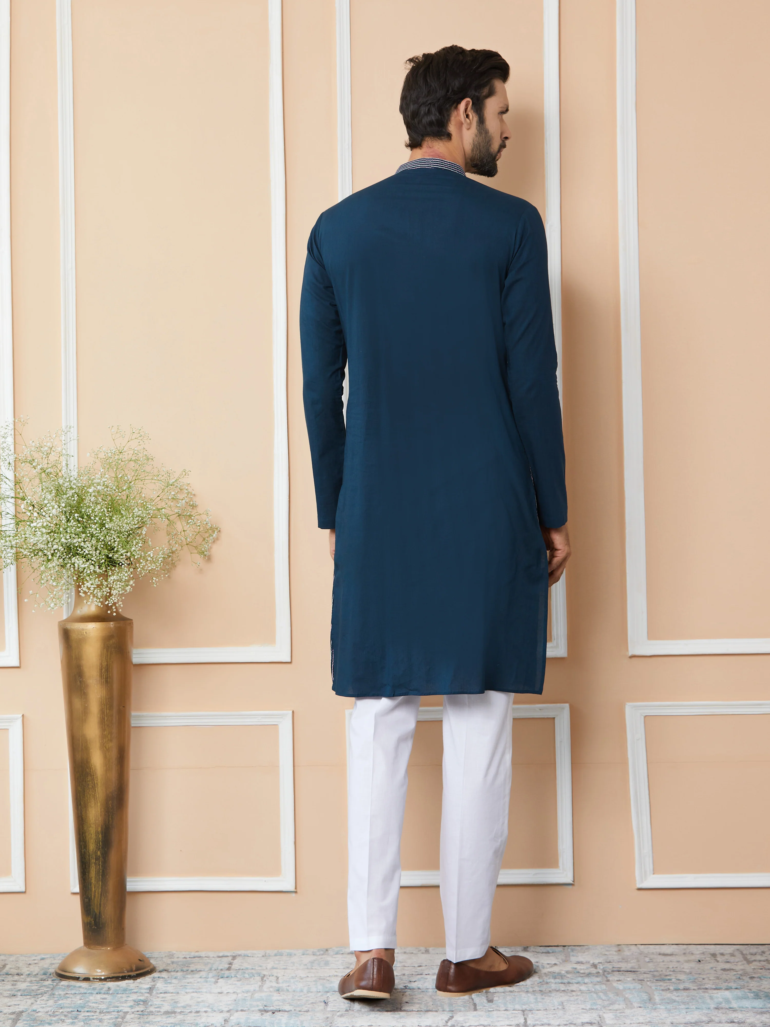 Men Dark Blue Thread & Sequin Worked Pure Cotton Straight Kurta - Image 3