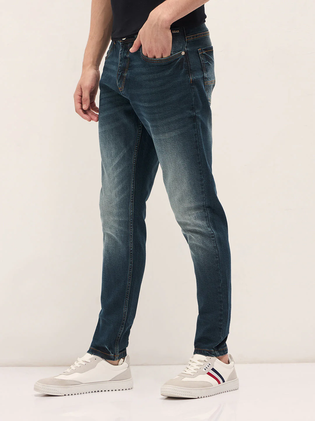 Men Dark BlueLight Fade Skinny Fit Mid-Rise Jeans - Image 3