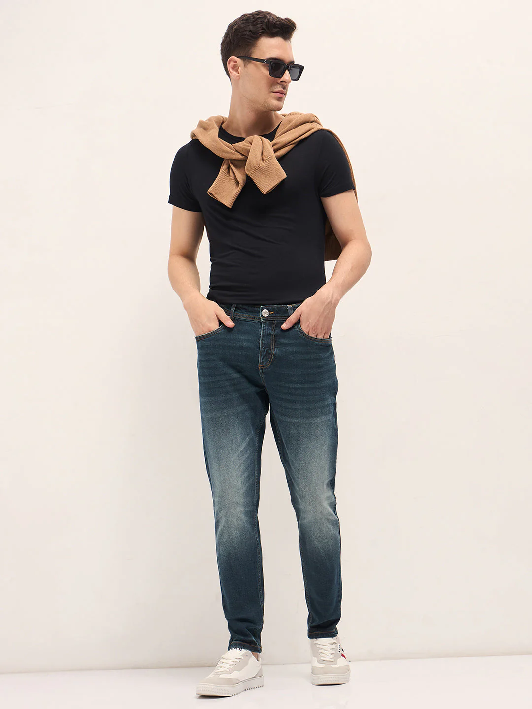 Men Dark BlueLight Fade Skinny Fit Mid-Rise Jeans - Image 4