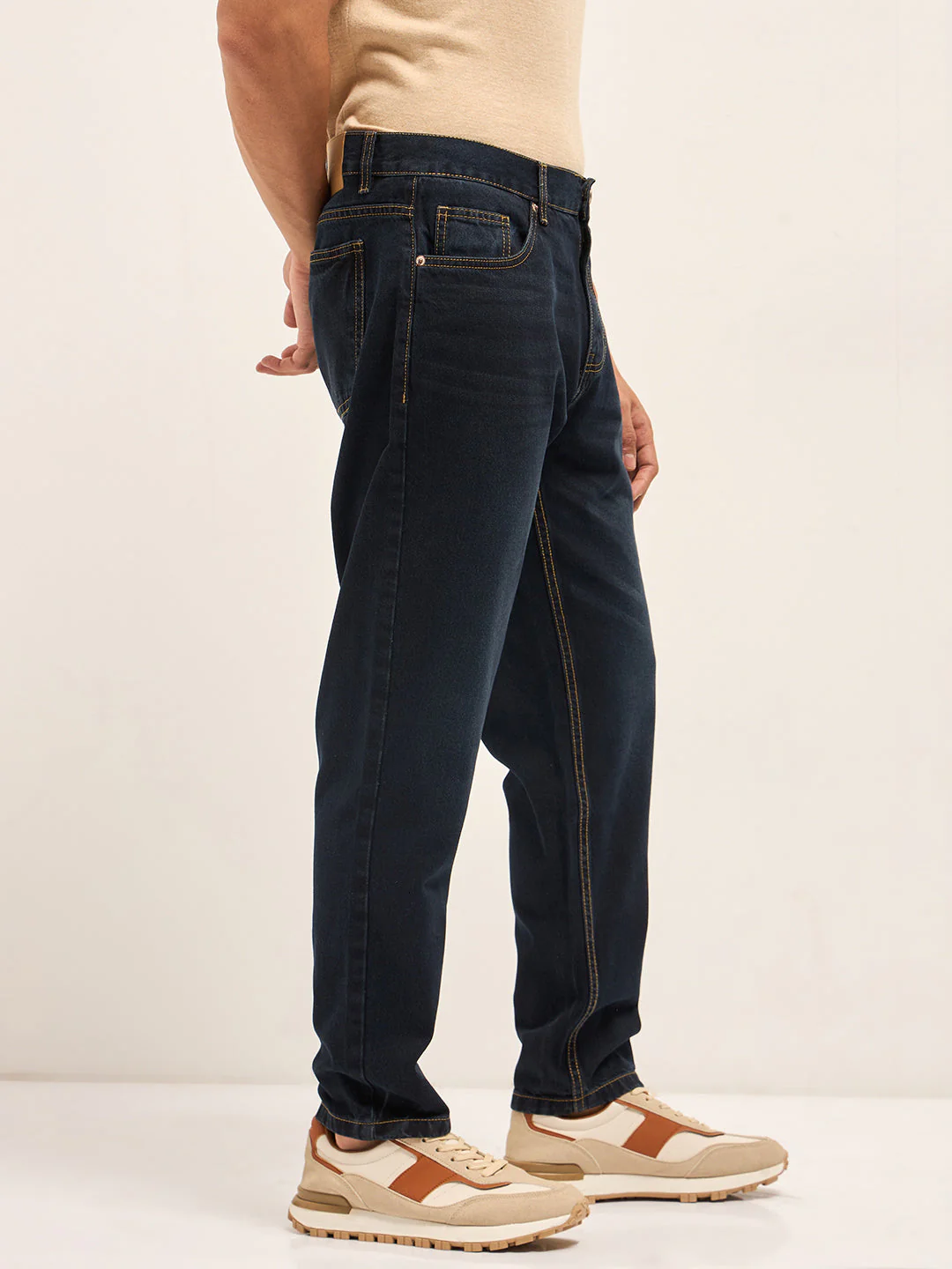 Men Dark BlueMid Fade Mid-Rise Baggy Fit Cargo Jeans - Image 3