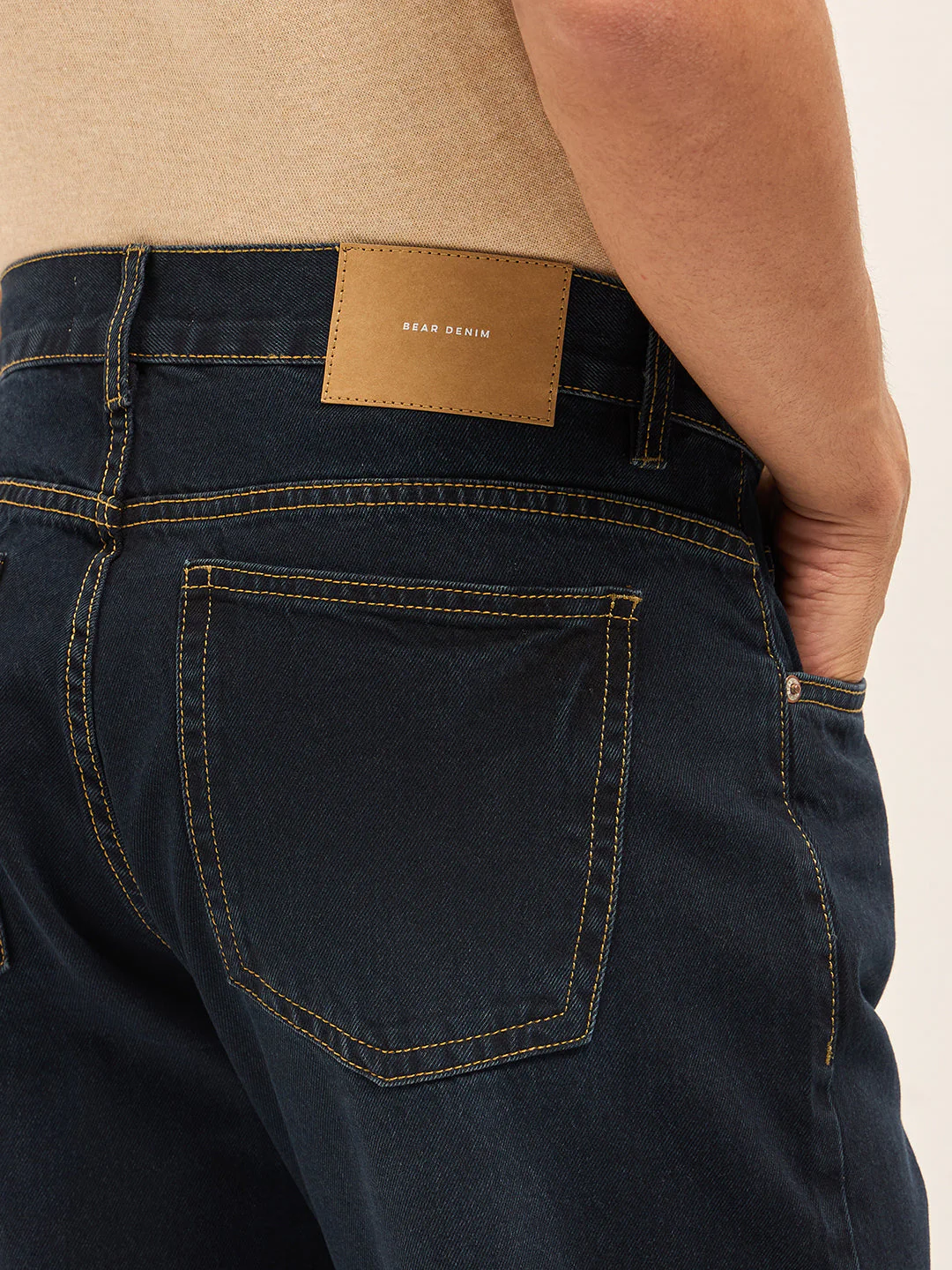 Men Dark BlueMid Fade Mid-Rise Baggy Fit Cargo Jeans - Image 6