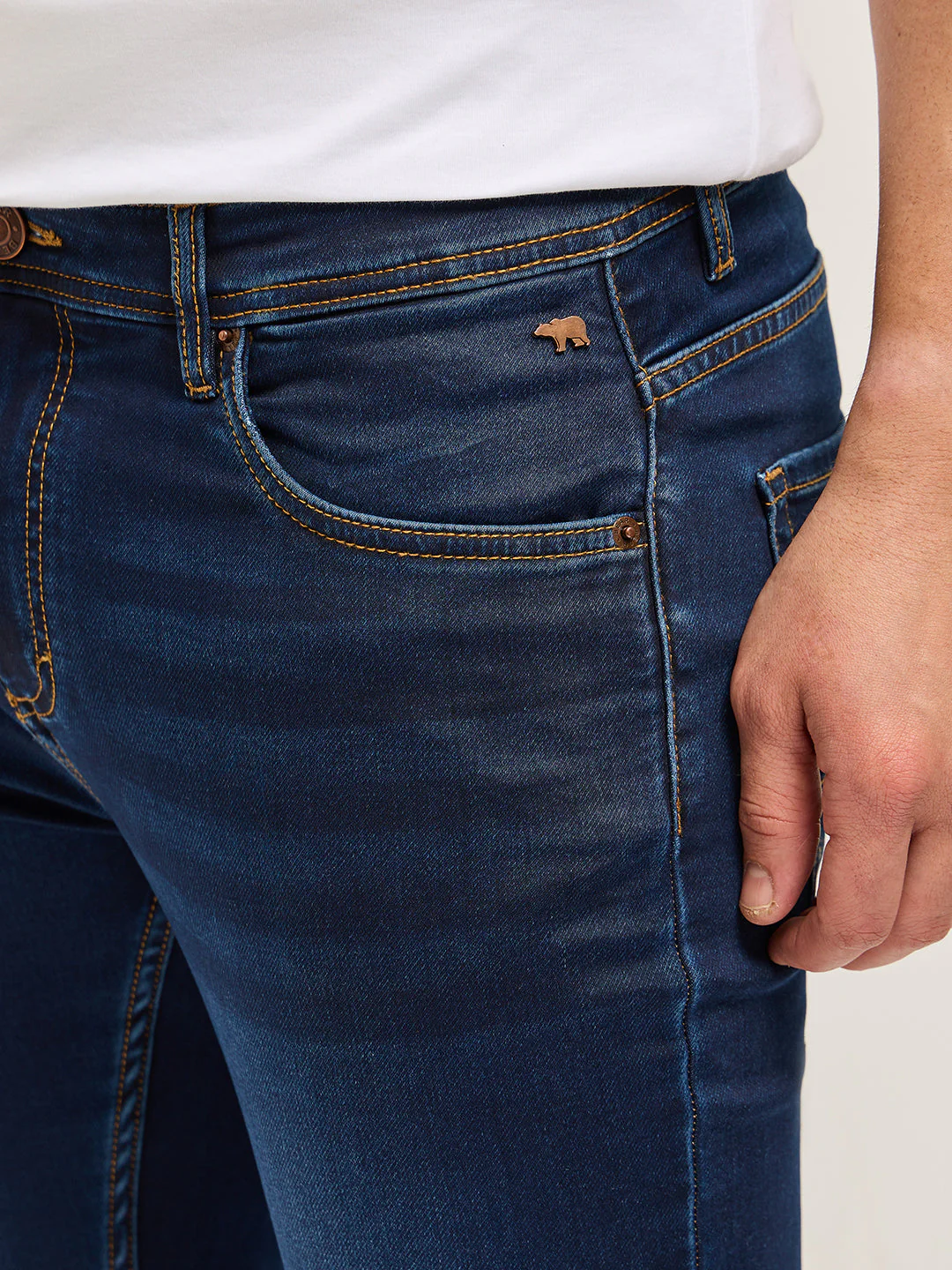 Men Dark BlueMid Fade Mid-Rise Slim Fit Jeans - Image 5