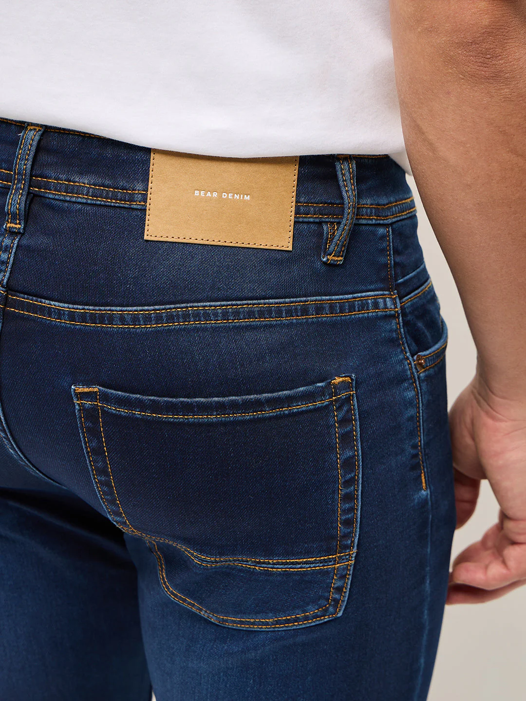 Men Dark BlueMid Fade Mid-Rise Slim Fit Jeans - Image 6