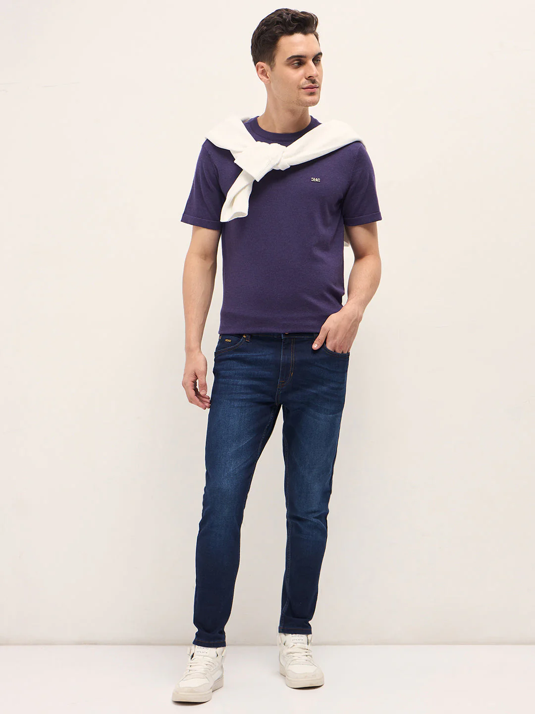 Men Dark BlueMid Fade Mid-Rise Slim Fit Jeans - Image 4
