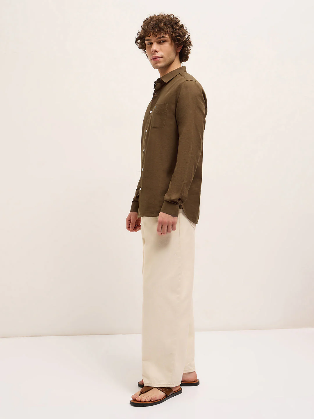 Men Dark Brown Solid Slim Fit Casual Shirt - Image 3