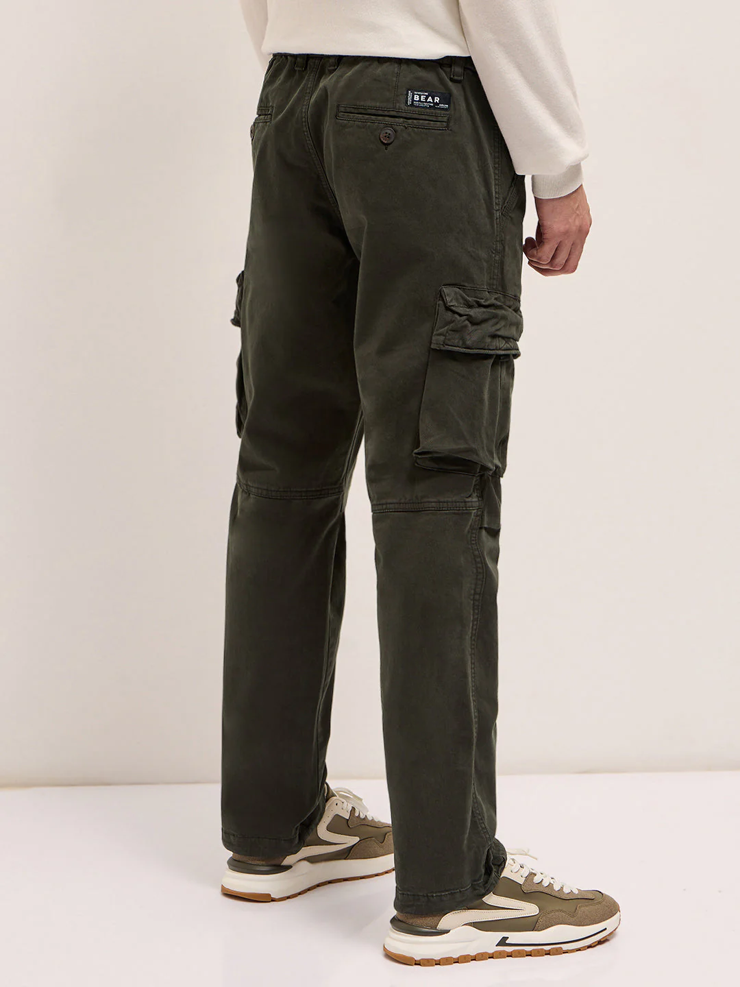 Men Dark Green Cargo Pants - Image 2