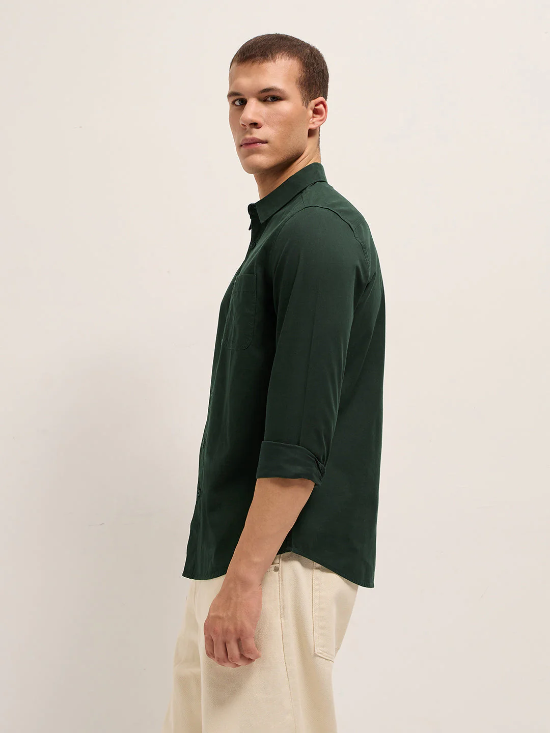 Men Dark Green Cotton Solid Slim Fit Casual Shirt - Image 3