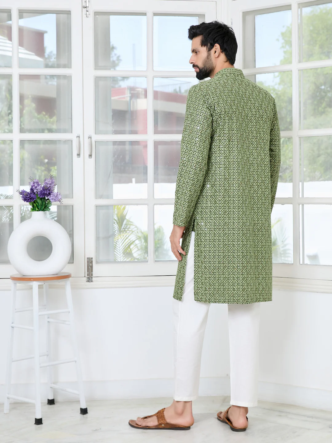 Men Green Embroidered Straight Kurta - Image 2