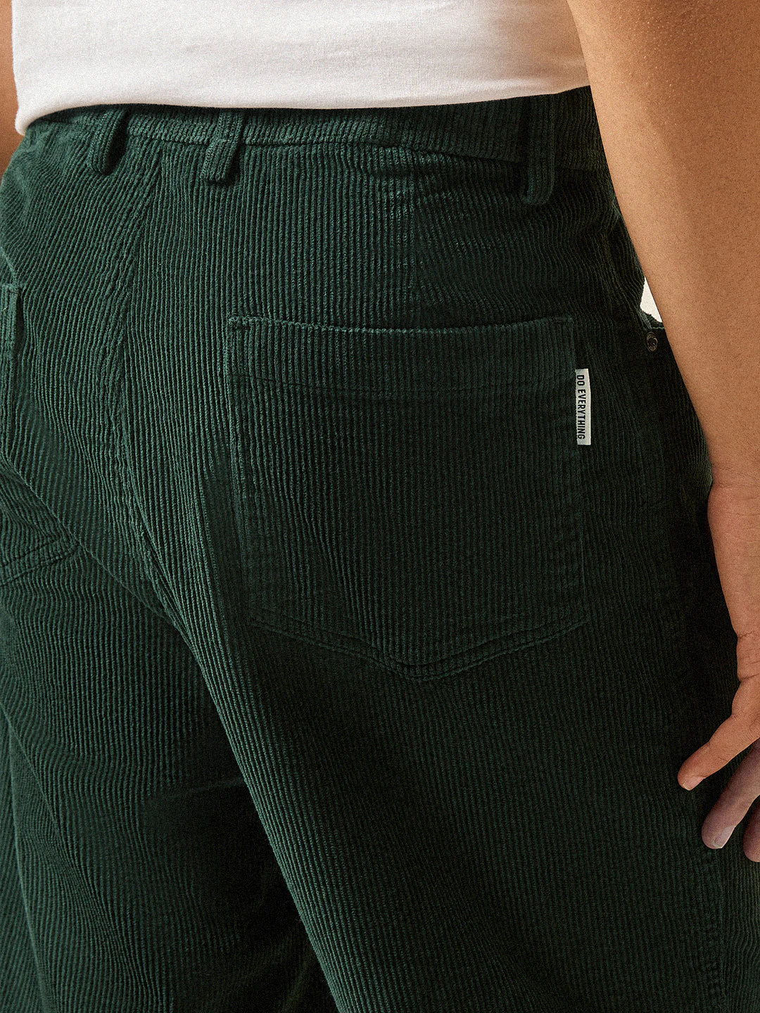 Men Dark Green Solid Baggy Fit Corduroy Cotton Pant - Image 6