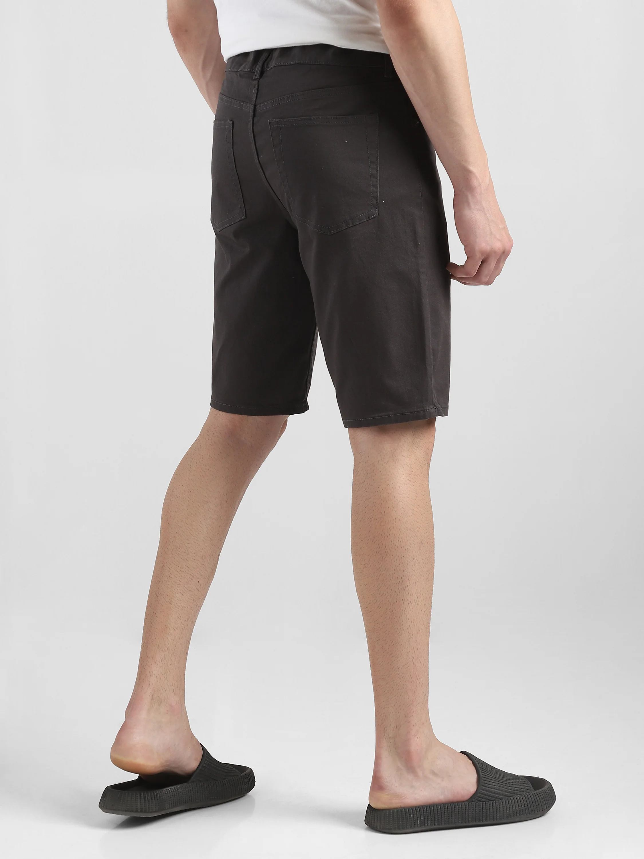 Men Dark Grey Denim Knee Length Shorts - Image 4