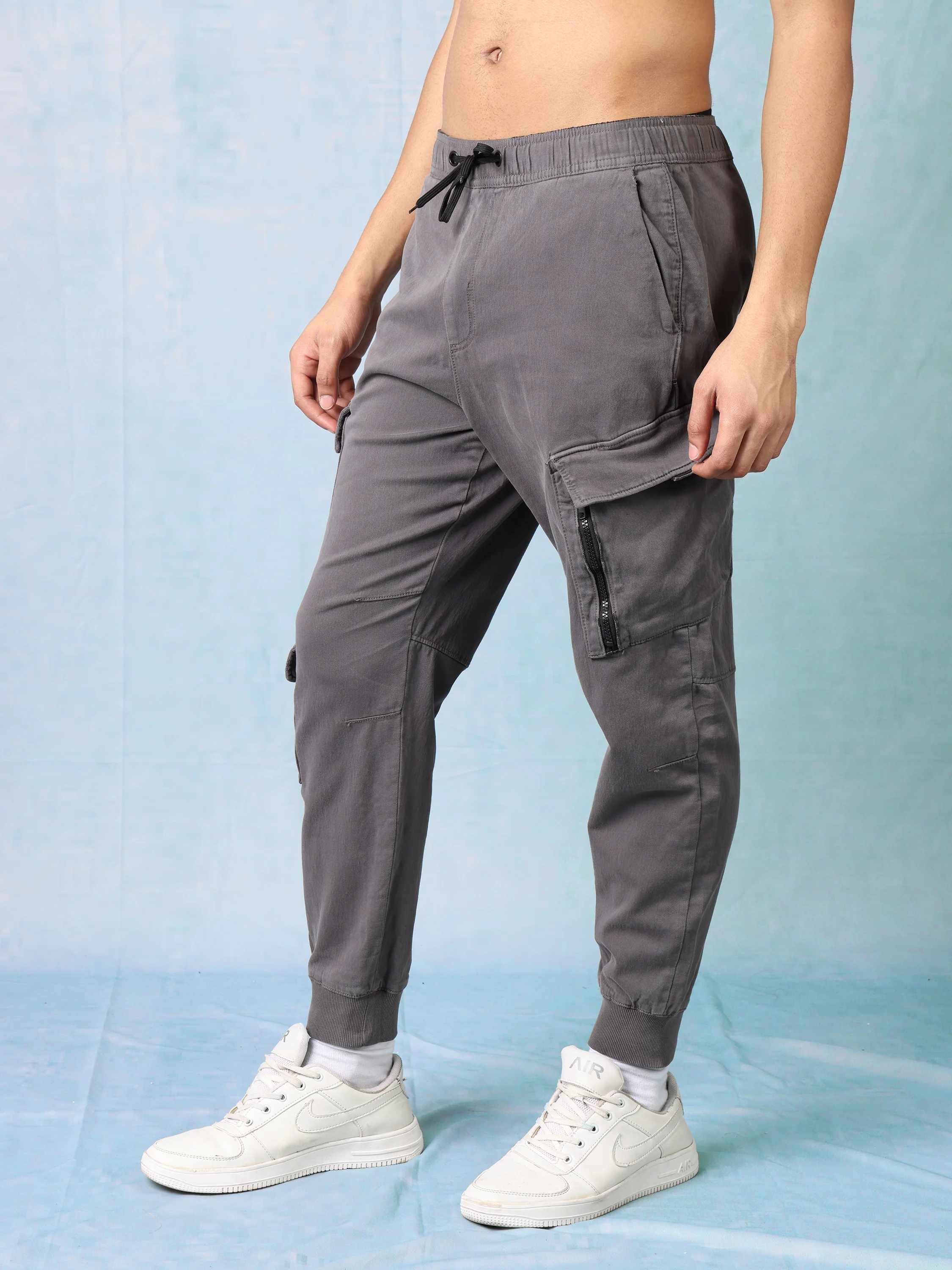 Men Dark Grey Regular Fit Cargo Pants - Image 5